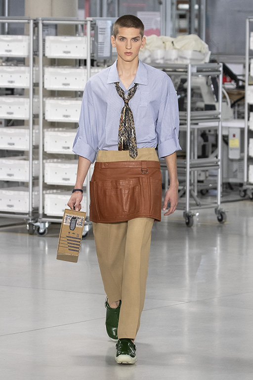 Louis Vuitton Soft Trunk Bag Men's Spring Summer 2019 Collection  w/storage bag