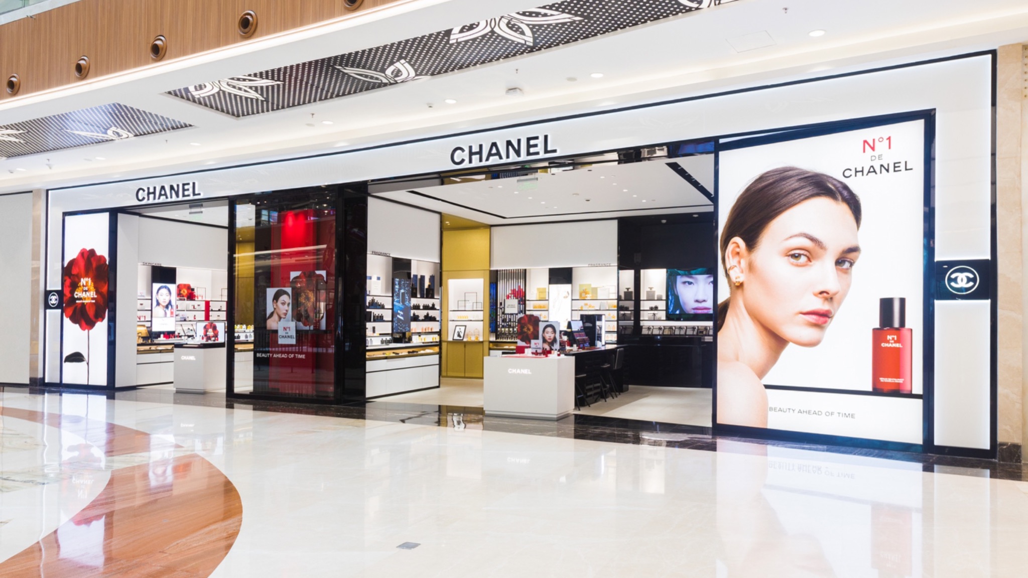 CHANEL Fragrance and Beauty boutiques