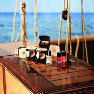 LES BEIGES sets sail this season with an exclusive collection: SUMMER OF GLOW