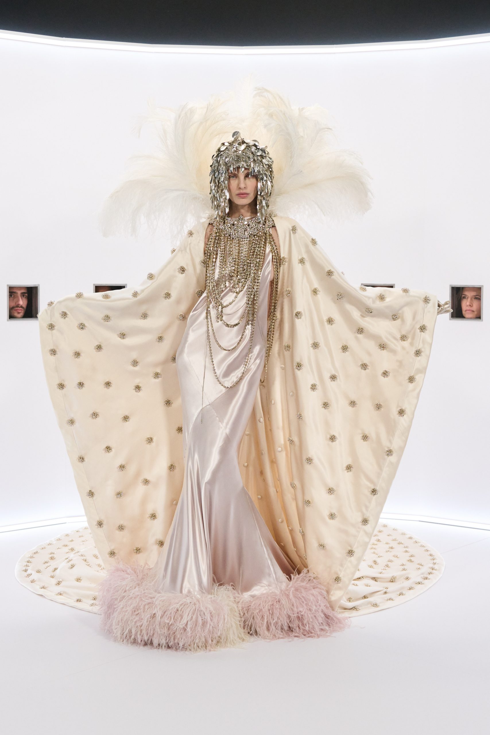 photo: Alessandro Lucioni / Gorunway.com