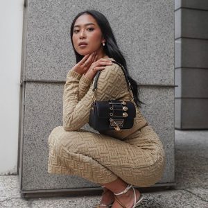 STYLING IDEA: TONAL DRESSING