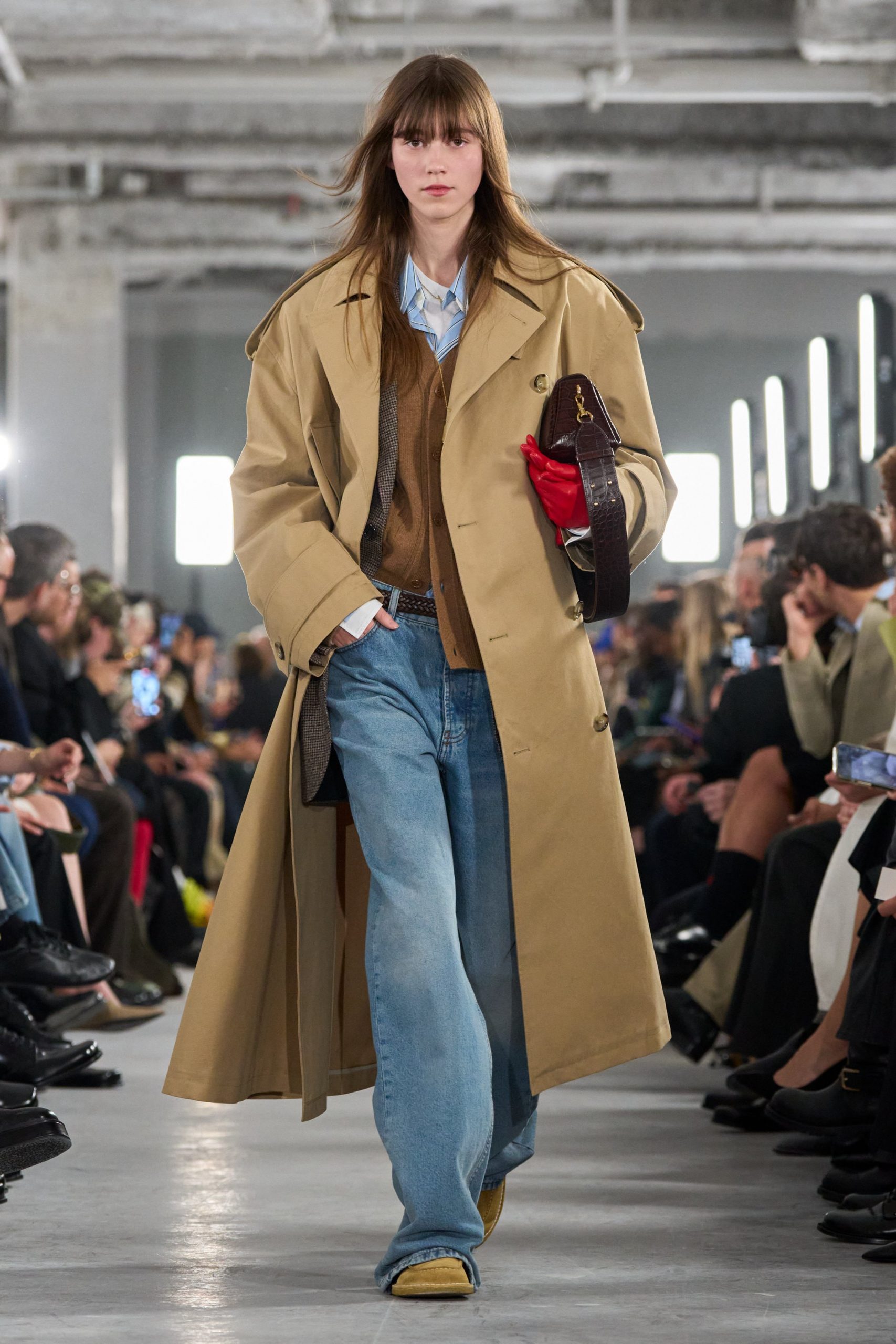 6_AMI_FW26_SHOW_RUNWAY_LOOK_18
