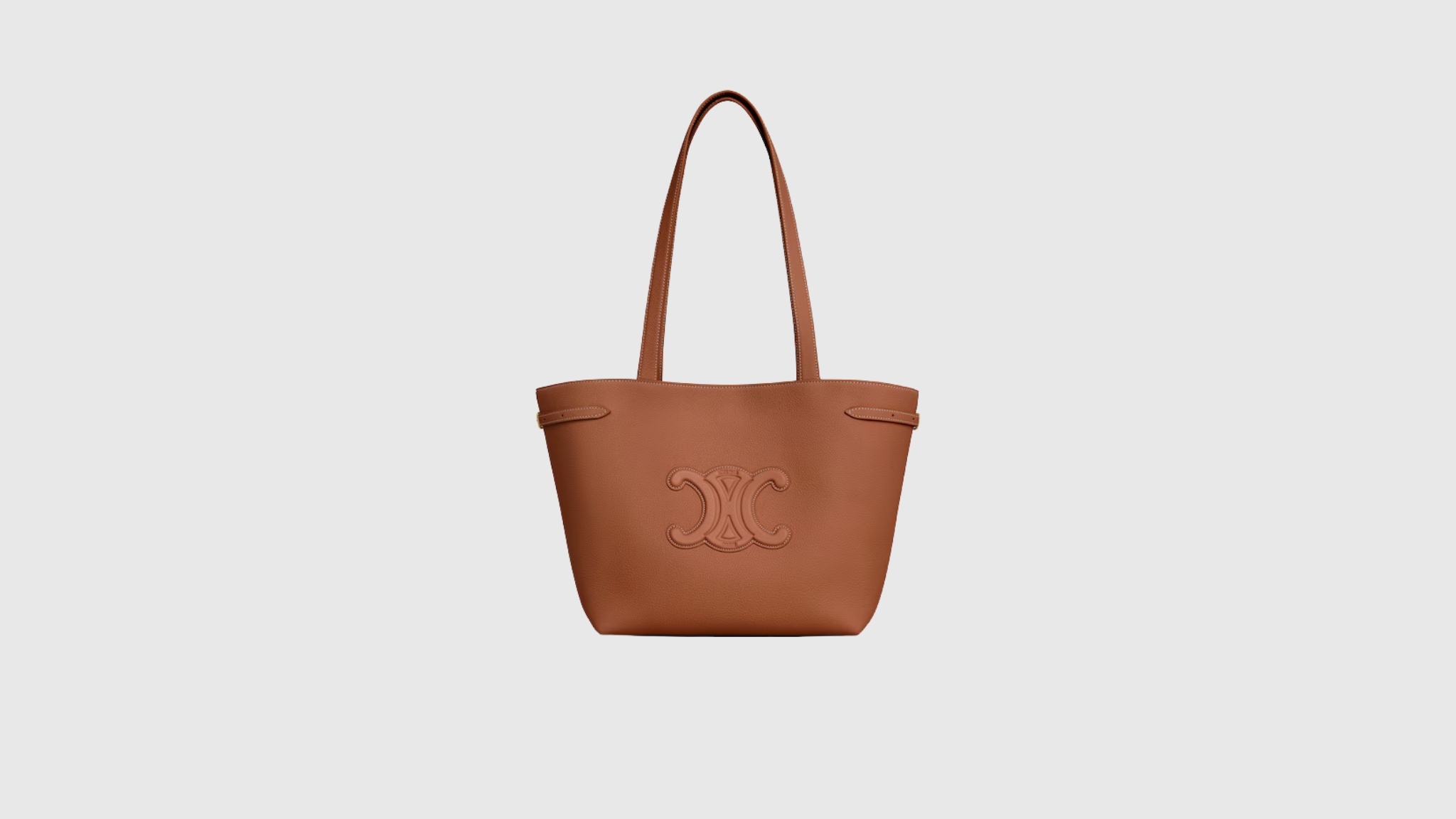Why the CELINE Cabas Anaïs is the Bag That Endures