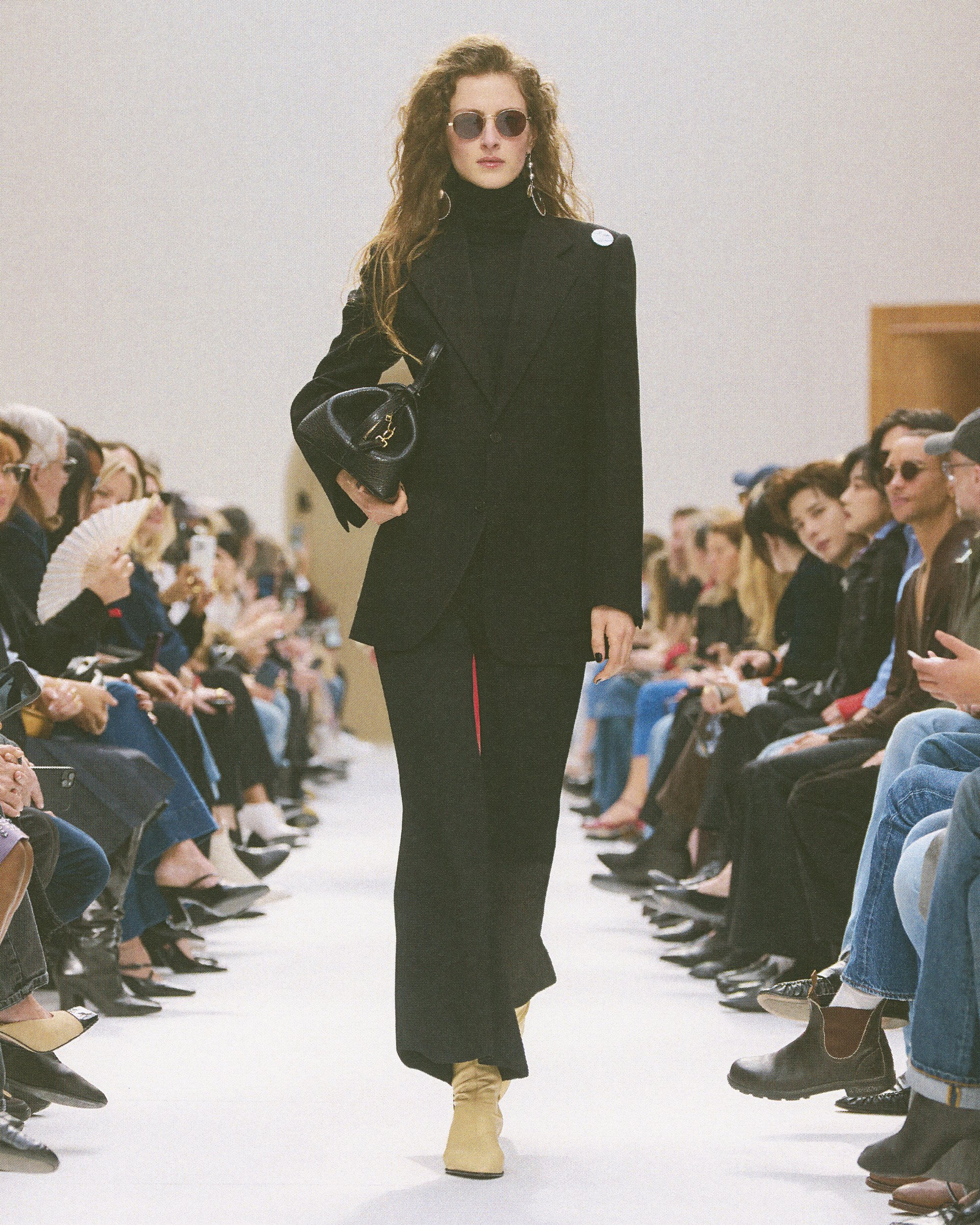 CELINE_070326_WINTER2026_SHOW_RUNWAY_KEYLOOKS_4X5_LOOK_08