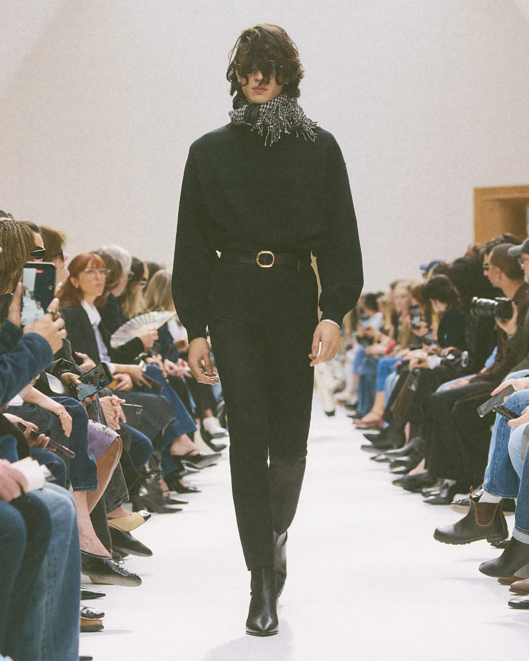 CELINE_070326_WINTER2026_SHOW_RUNWAY_KEYLOOKS_4X5_LOOK_12