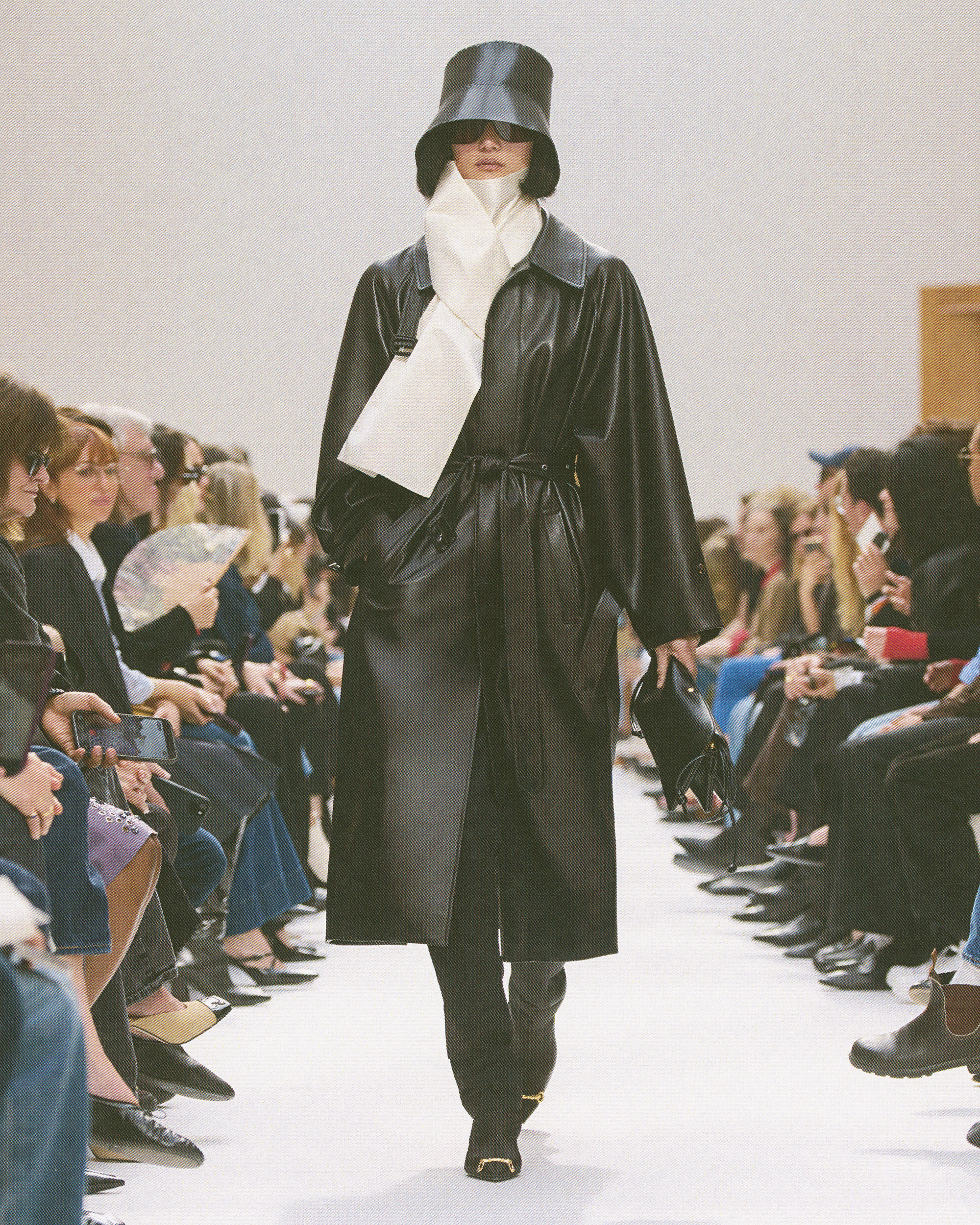 CELINE_070326_WINTER2026_SHOW_RUNWAY_KEYLOOKS_4X5_LOOK_20