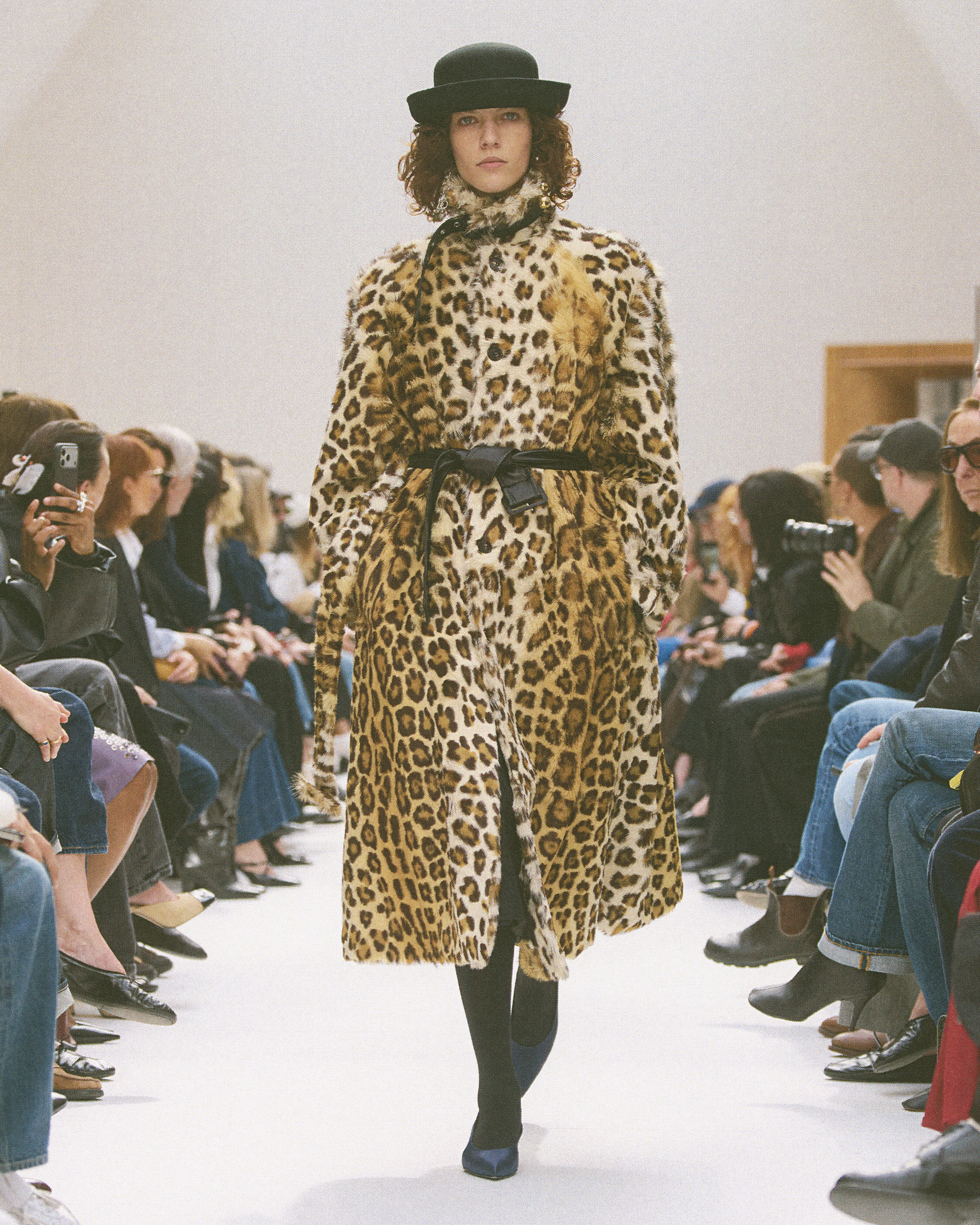 CELINE_070326_WINTER2026_SHOW_RUNWAY_KEYLOOKS_4X5_LOOK_24