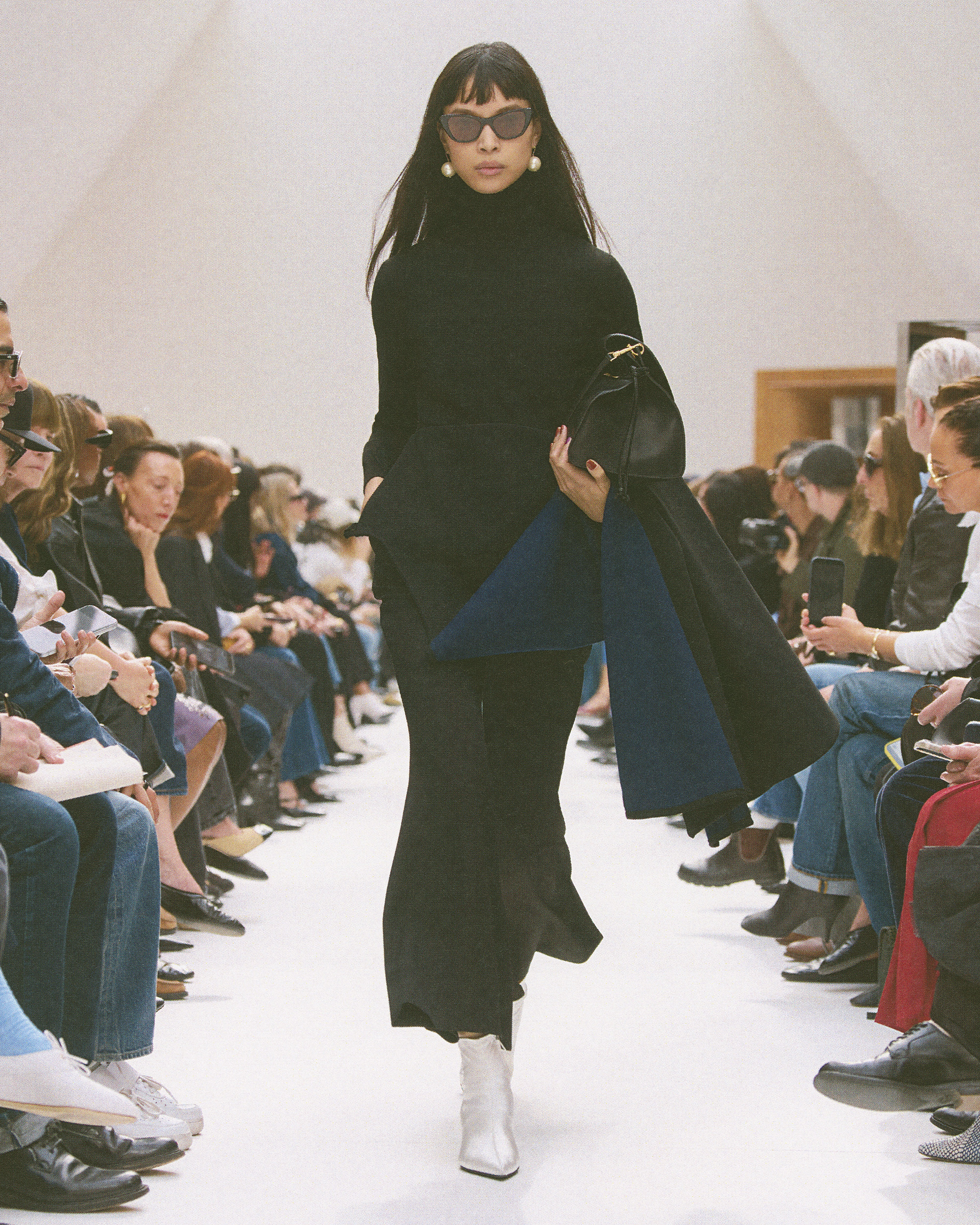 CELINE_070326_WINTER2026_SHOW_RUNWAY_KEYLOOKS_4X5_LOOK_29