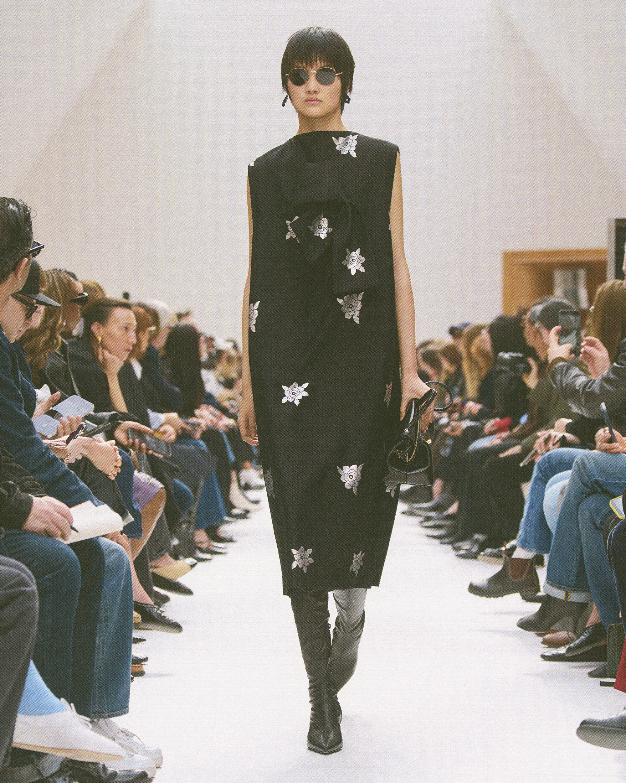 CELINE_070326_WINTER2026_SHOW_RUNWAY_KEYLOOKS_4X5_LOOK_30
