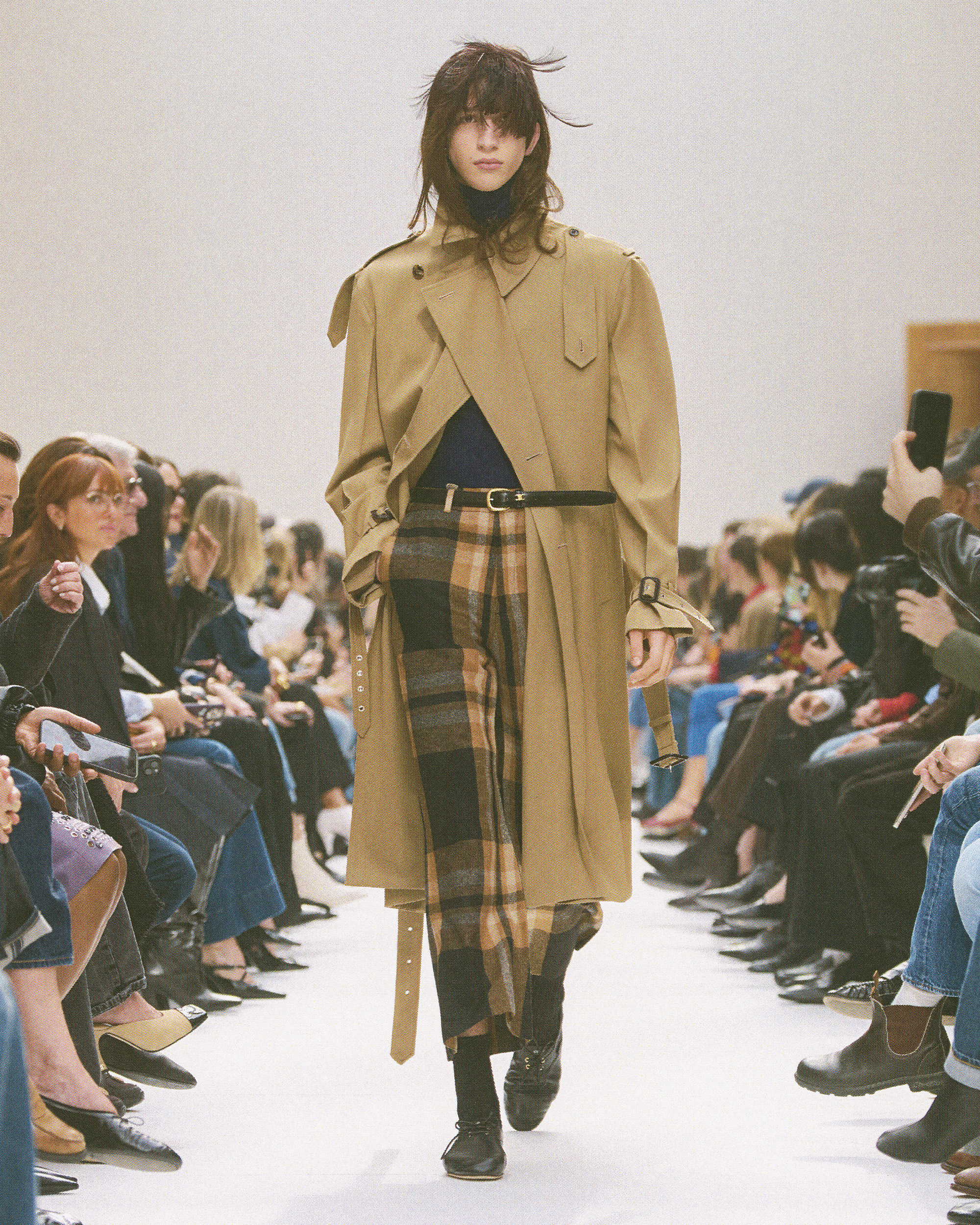 CELINE_070326_WINTER2026_SHOW_RUNWAY_KEYLOOKS_4X5_LOOK_49