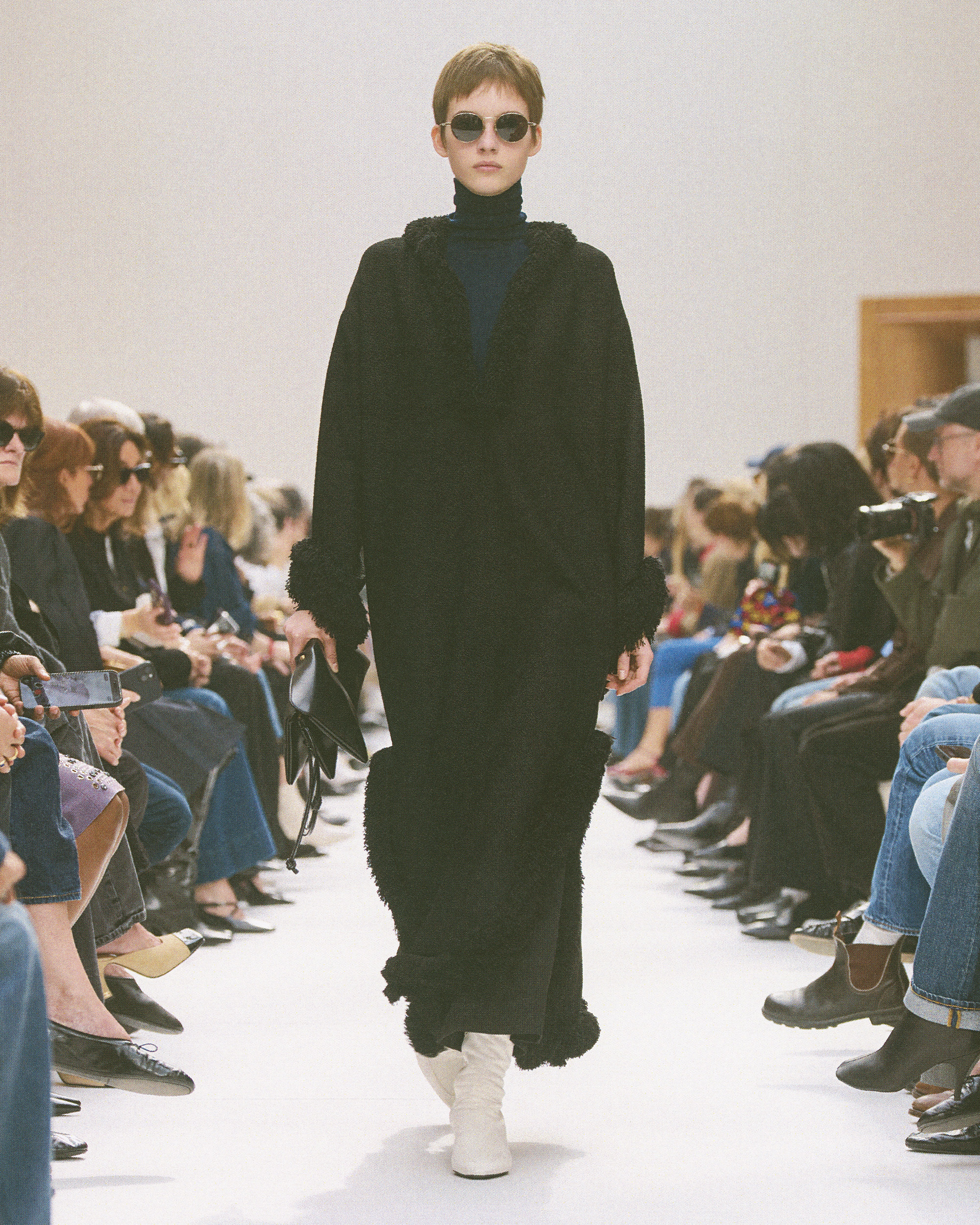 CELINE_070326_WINTER2026_SHOW_RUNWAY_KEYLOOKS_4X5_LOOK_64