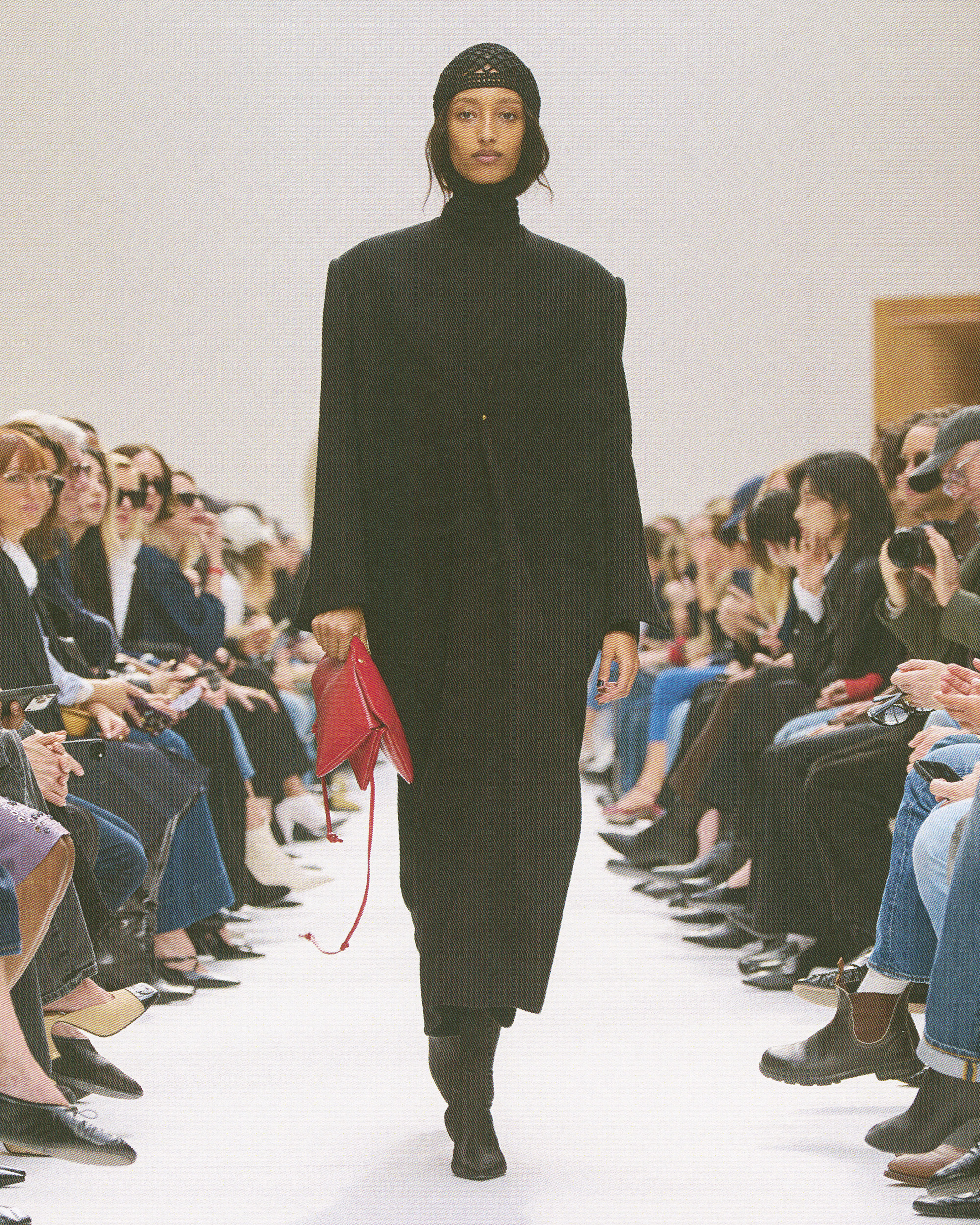 CELINE_070326_WINTER2026_SHOW_RUNWAY_KEYLOOKS_4X5_LOOK_70
