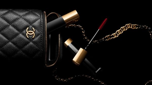 CHANEL introduces NOIR ALLURE