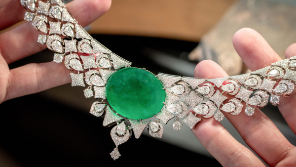 Chopard’s Red Carpet Collection 2025: Caroline’s Universe