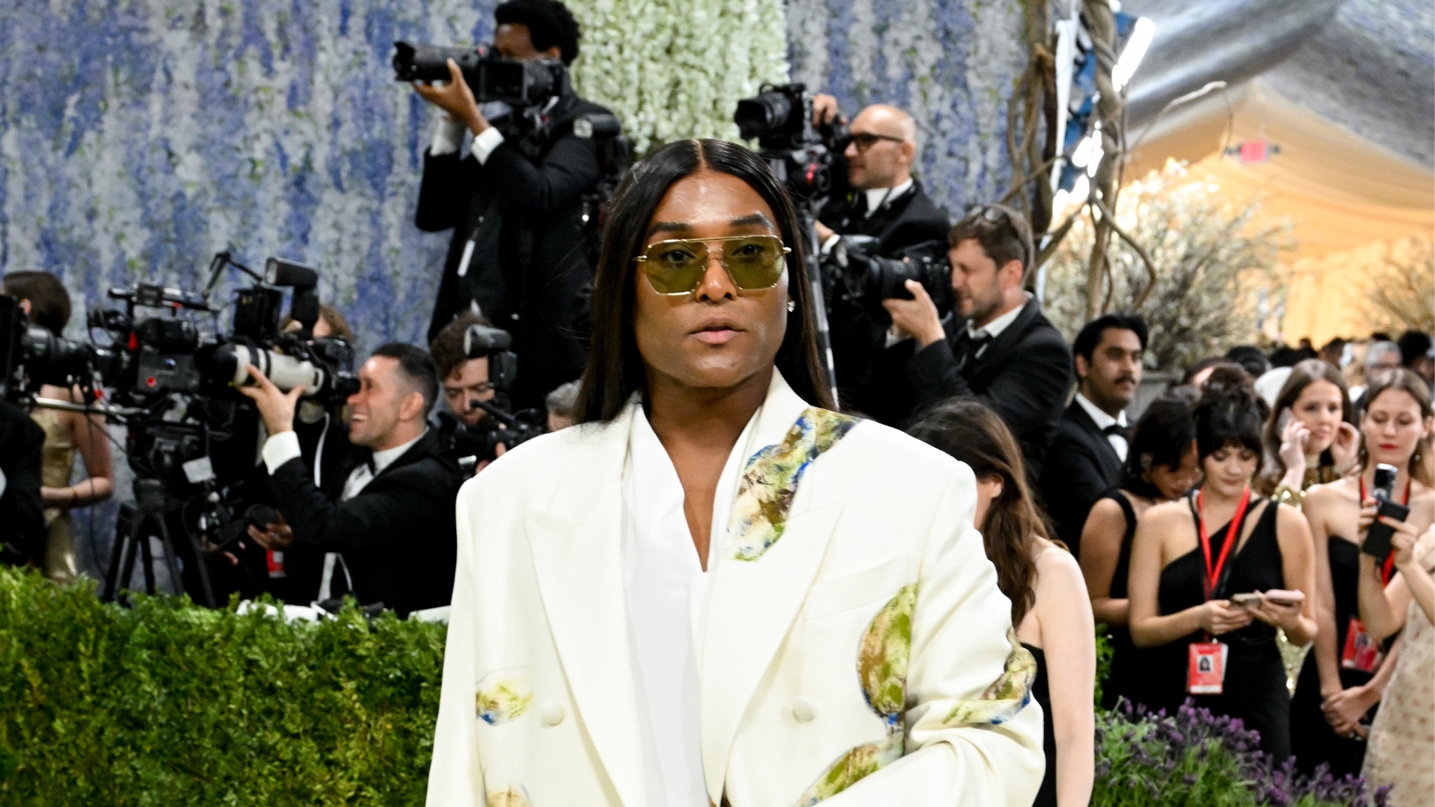 Law Roach Showcases Tailoring as Expressive Art in Ami Paris