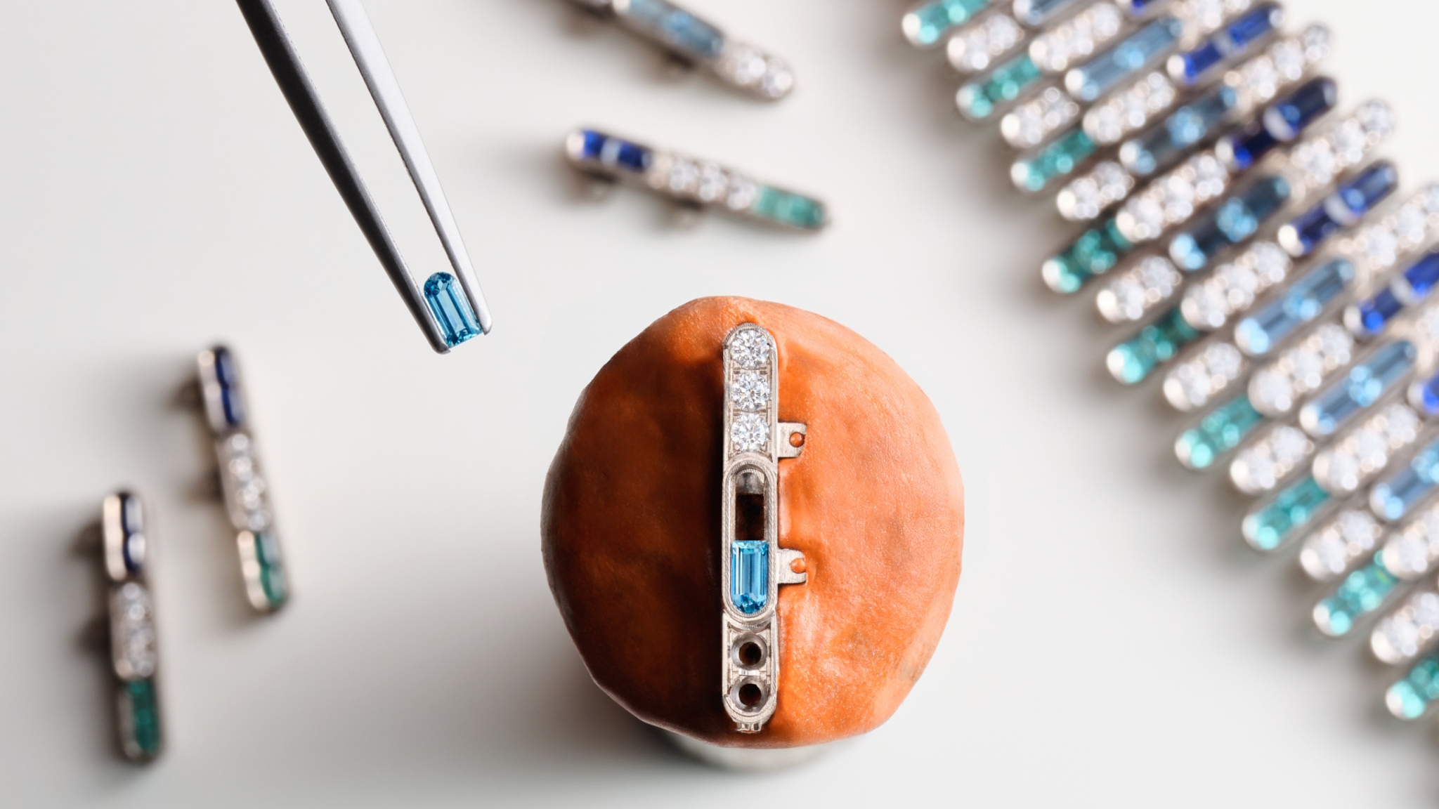 Piaget Unveils Colours of Extraleganza: A Dazzling Finale to Its High Jewellery Trilogy