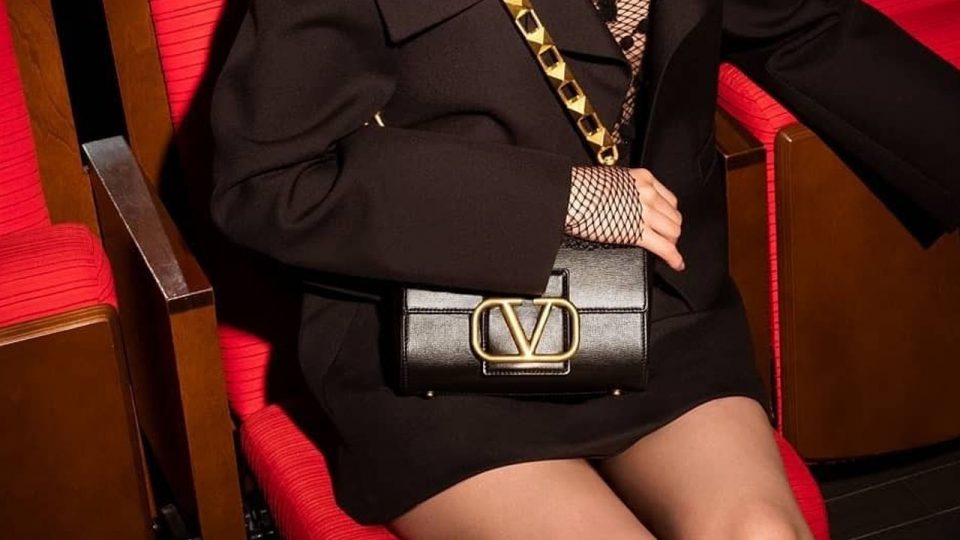 VALENTINO STUD SIGN BAG