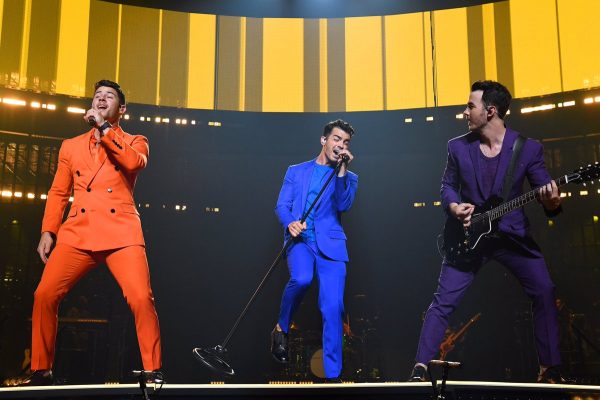 THE JONAS BROTHERS RETURNS TO THE SPOTLIGHT WITH GREAT MUSIC AND EVEN BETTER STYLE