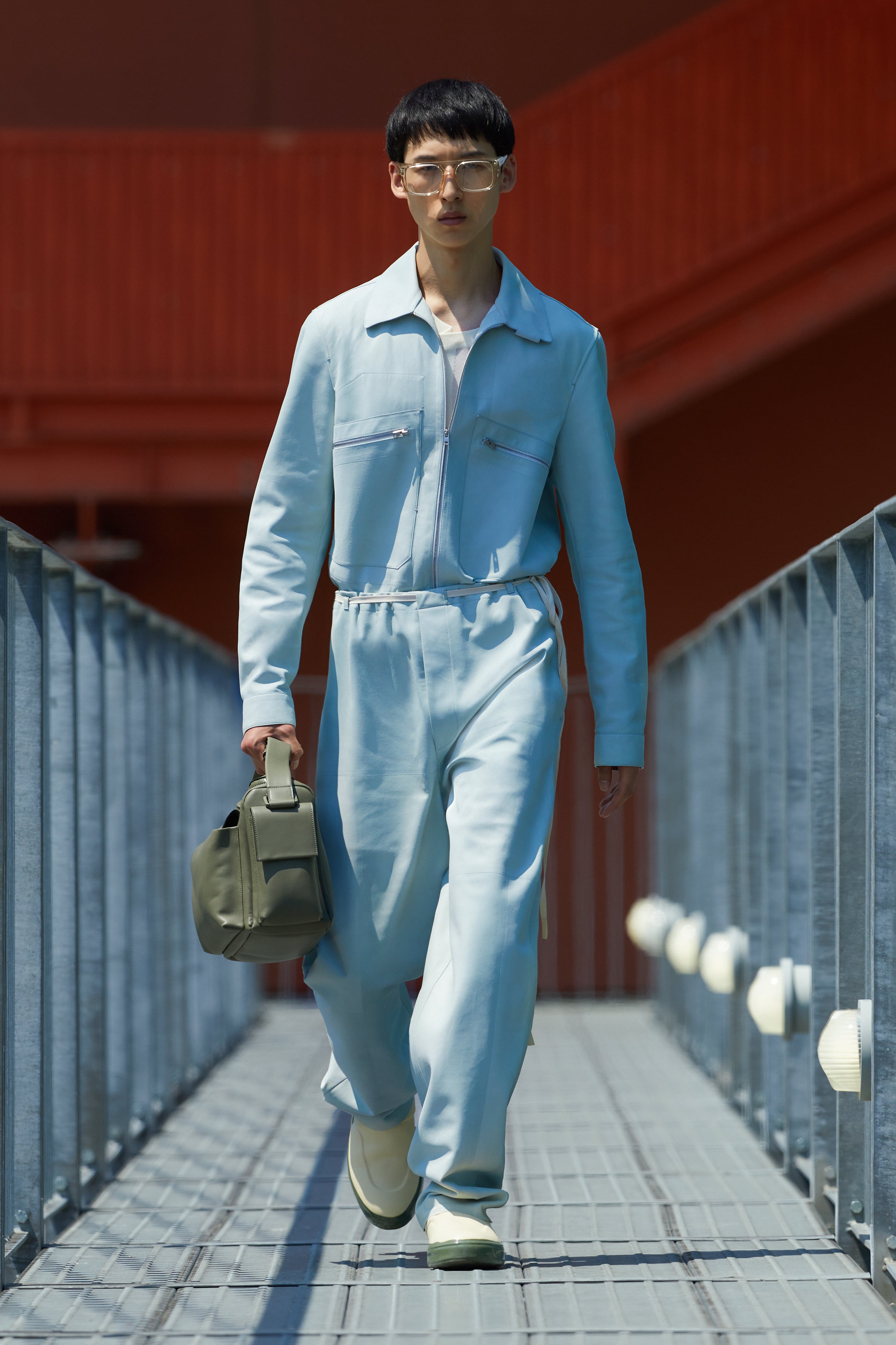 EZXXX SS22_LOOK_01-min
