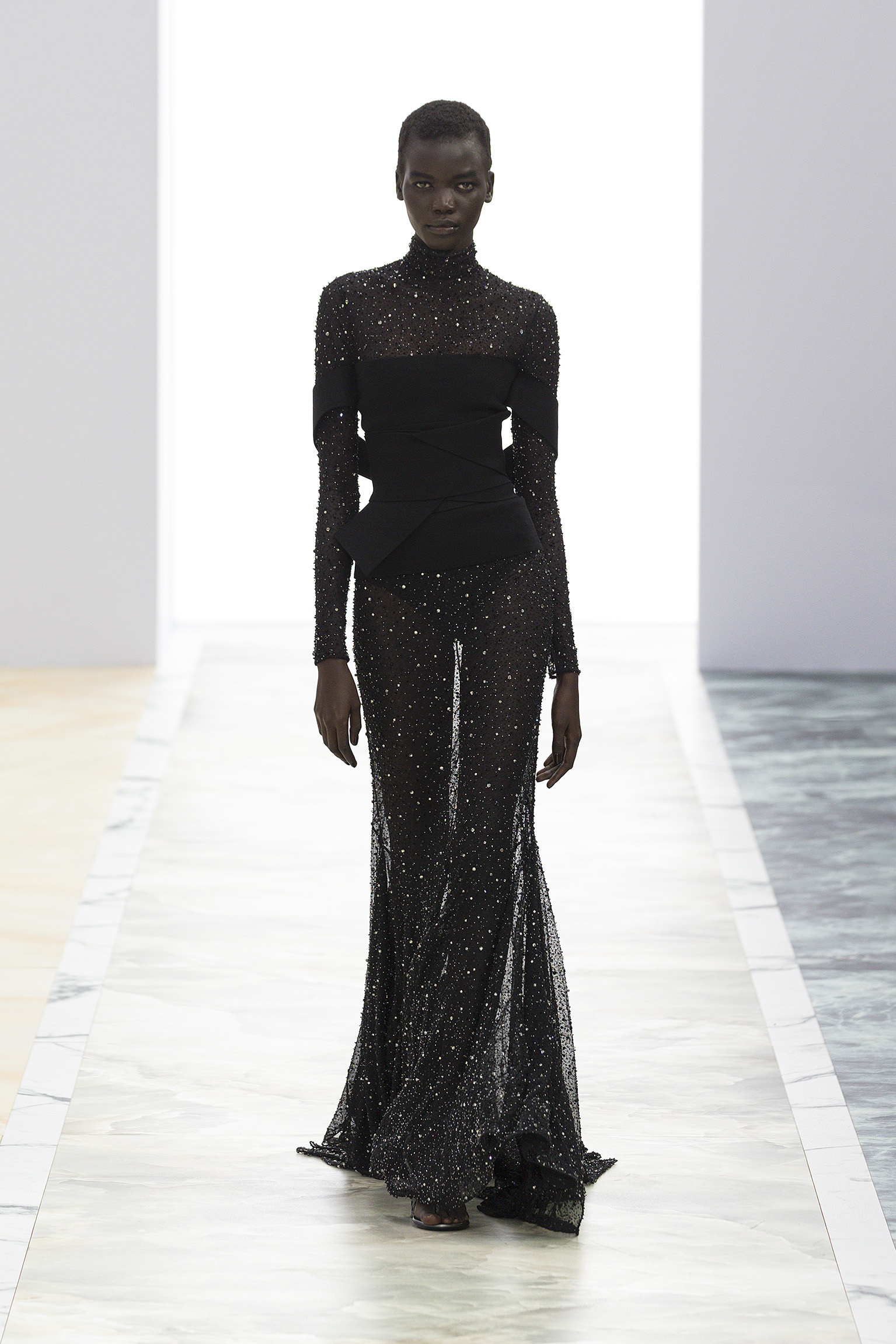 FENDI COUTURE AW23_18