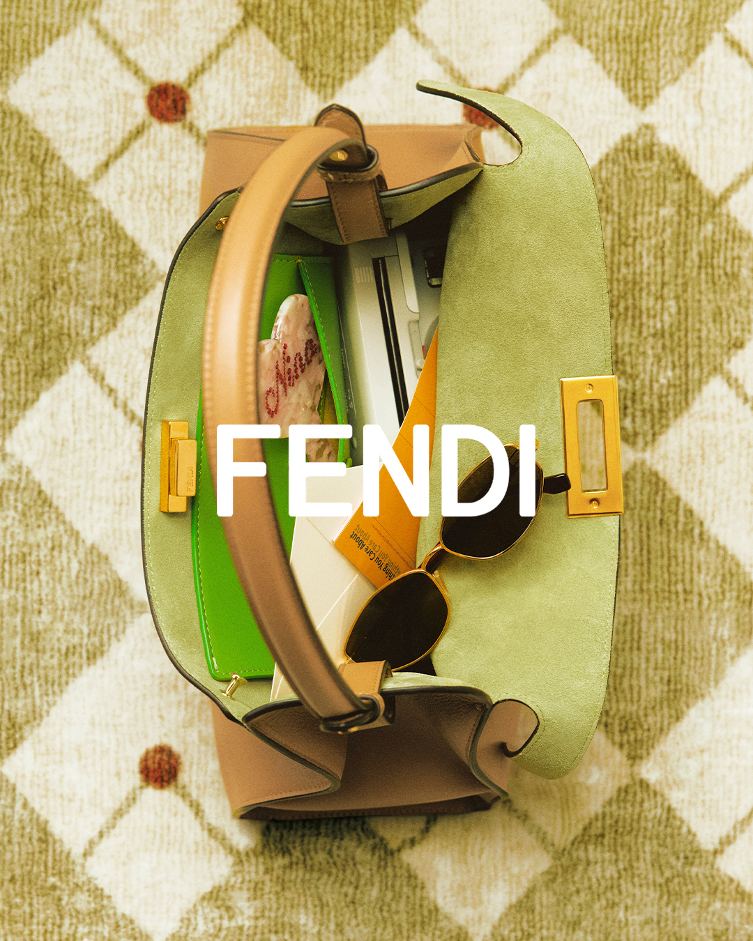 FENDI Way_Still Life_4x5 logo_07