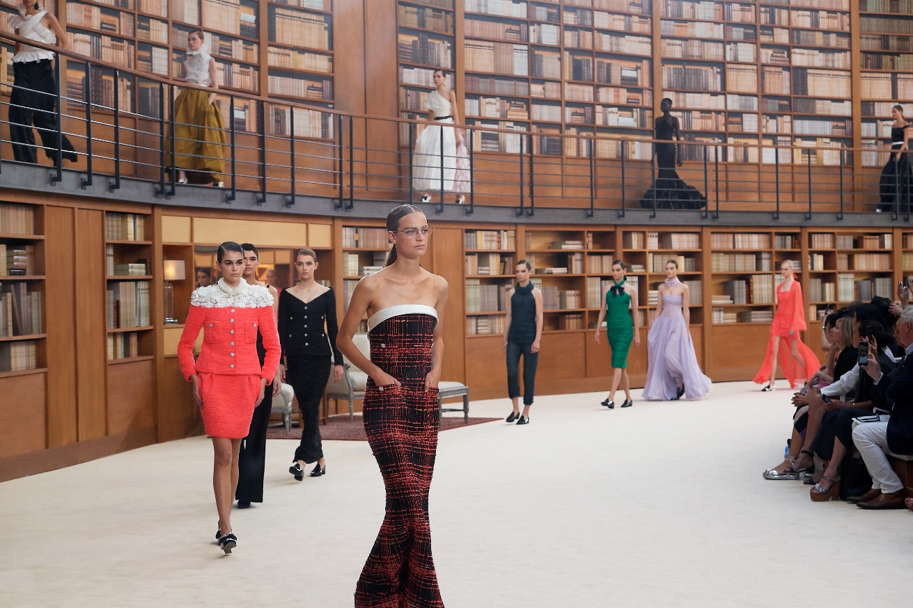 Chanel Fashion Show, Collection Ready To Wear Fall Winter 2019 presented  during Paris Fashion Week 0009 – NOWFASHION