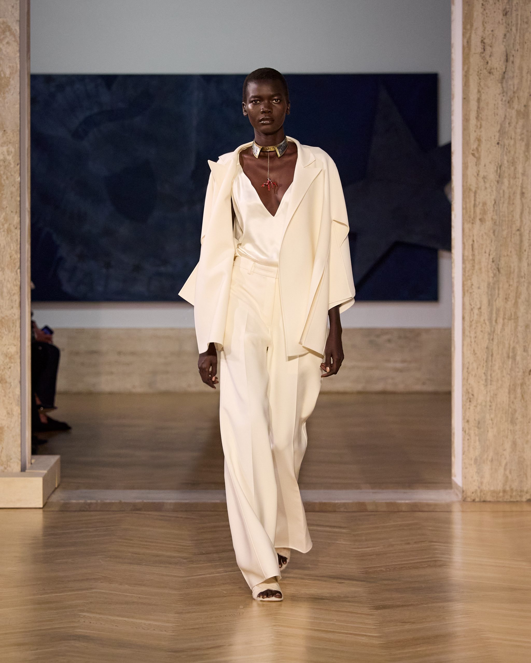 Fendi fw26 runway looks 4x5 010