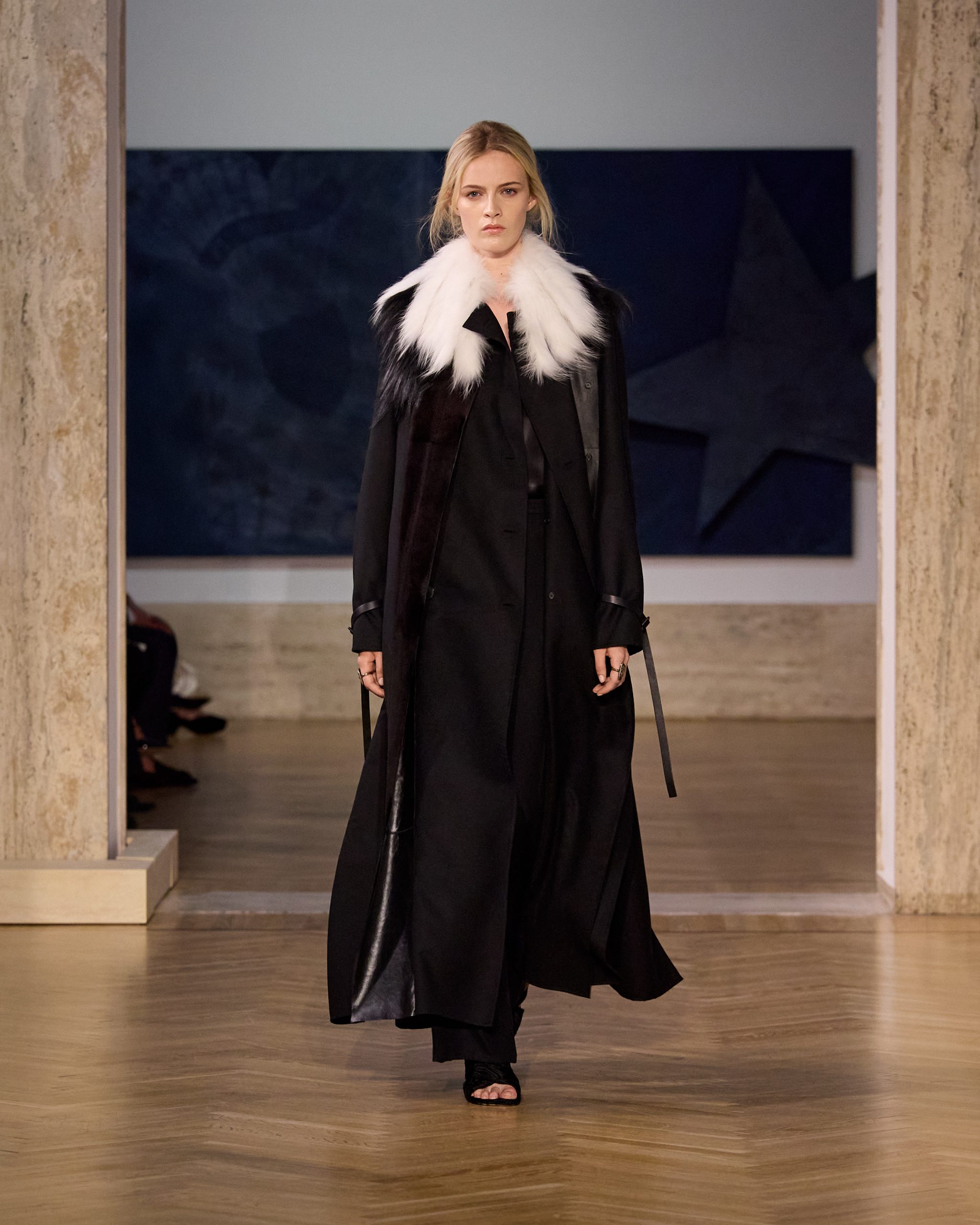 Fendi fw26 runway looks 4x5 011