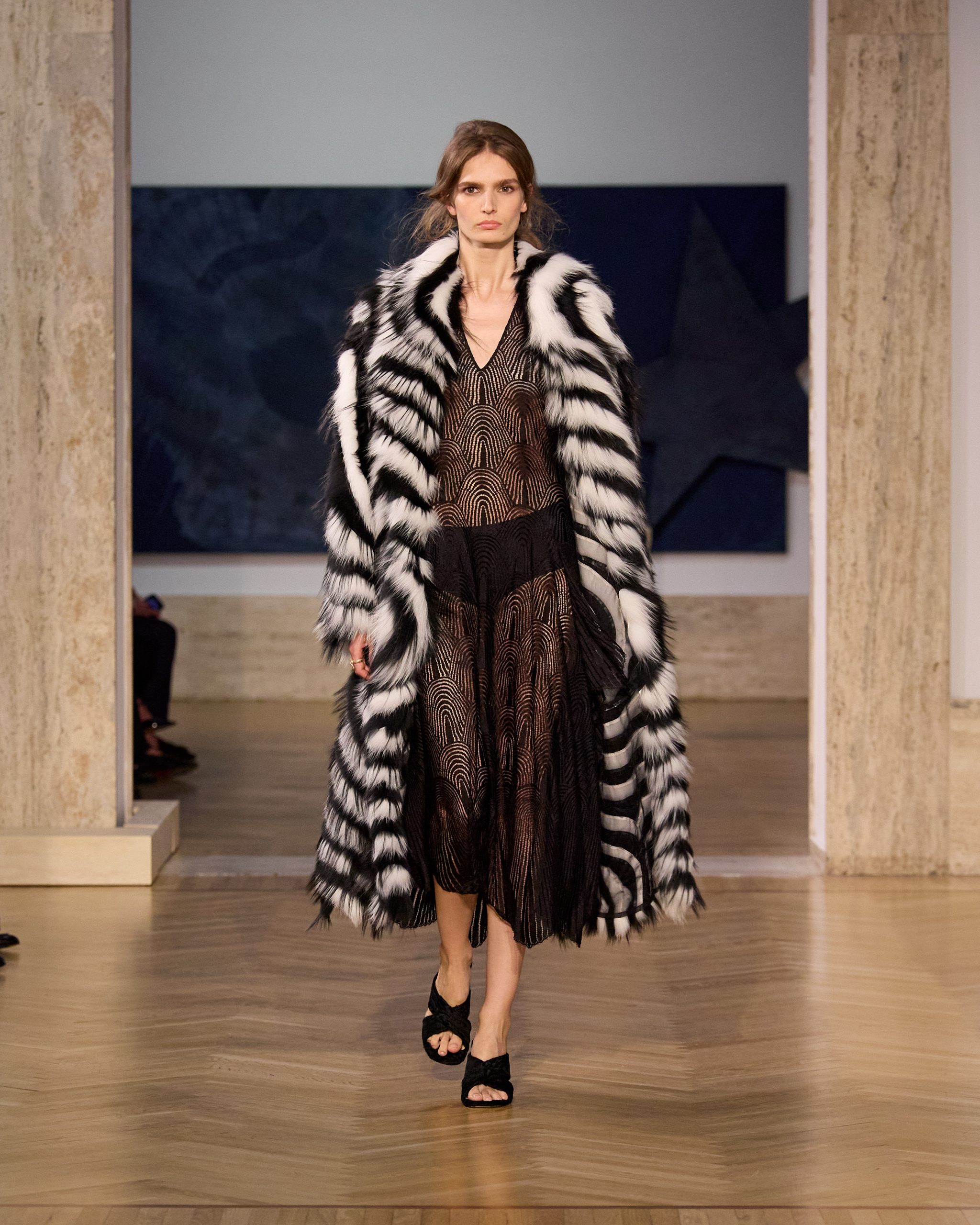 Fendi fw26 runway looks 4x5 022