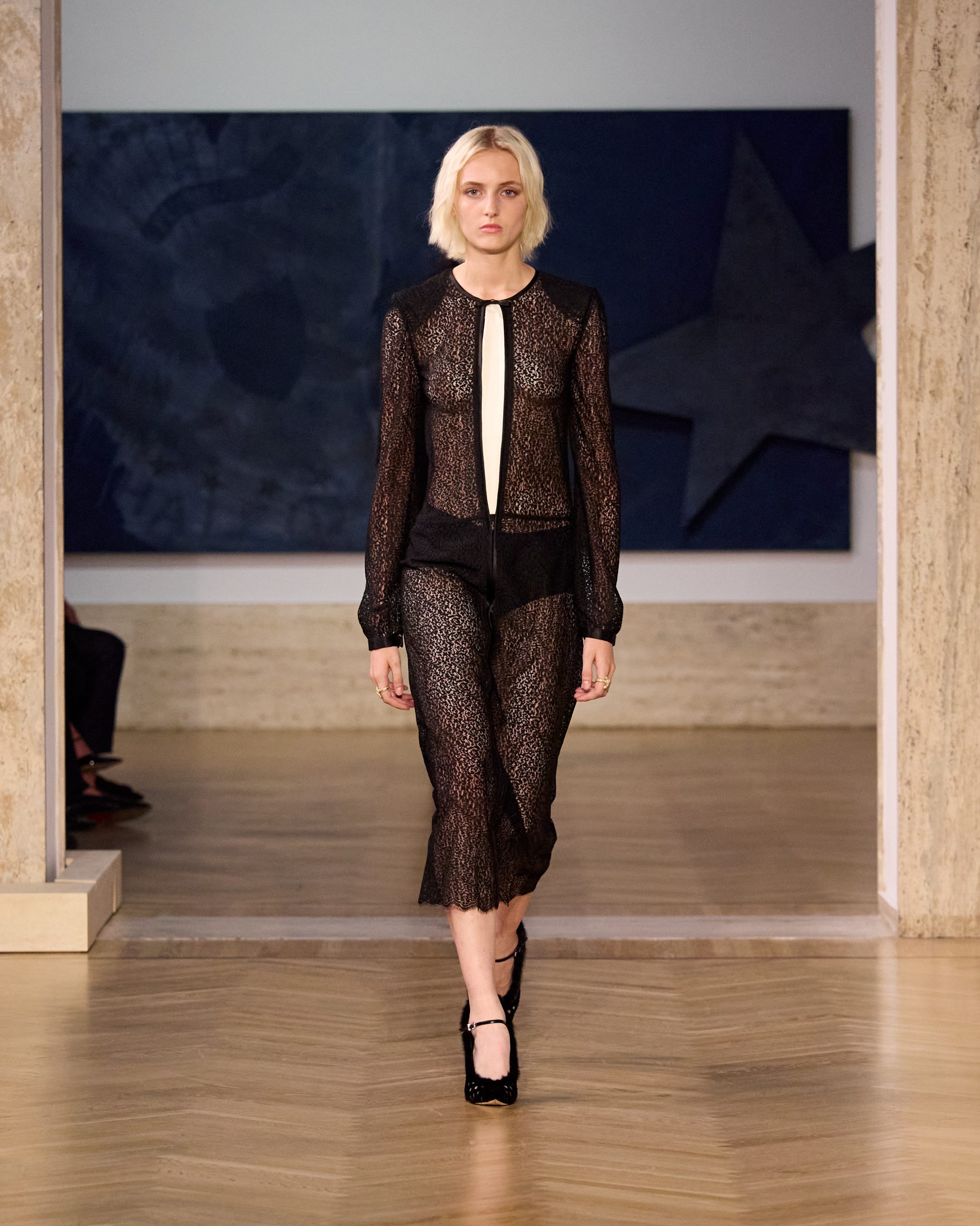 Fendi fw26 runway looks 4x5 025