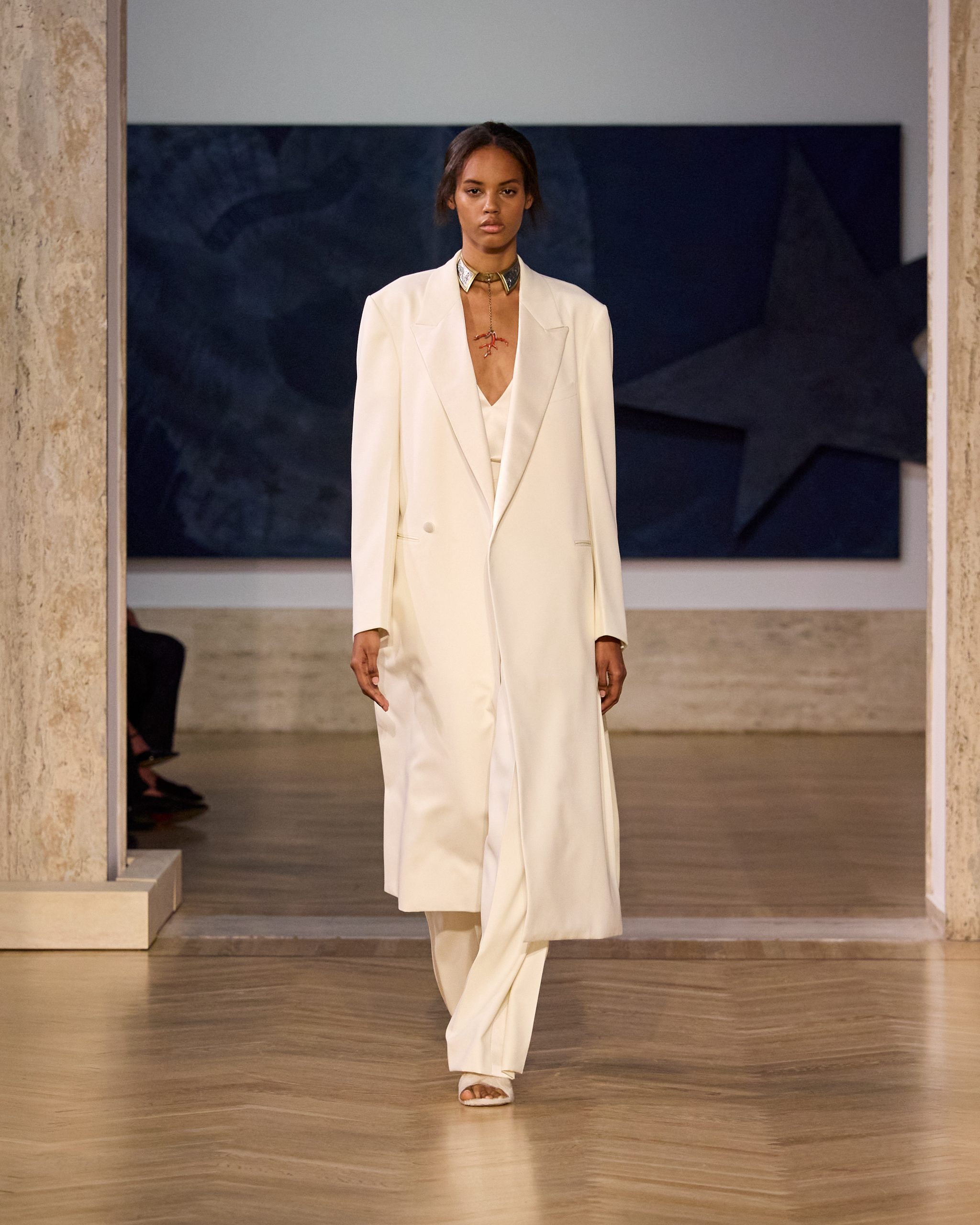 Fendi fw26 runway looks 4x5 028