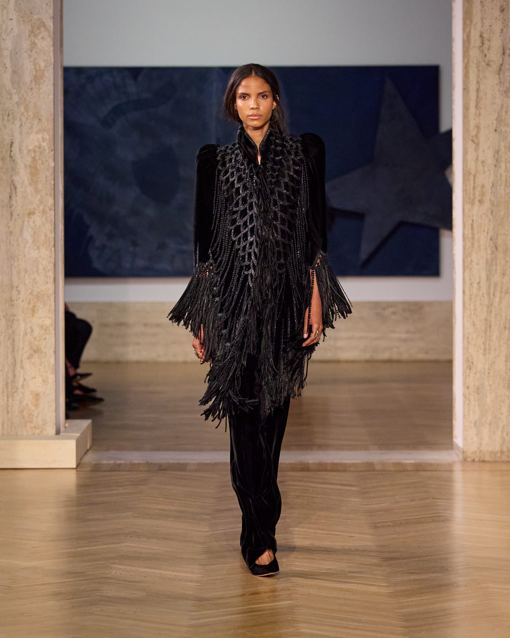 Fendi fw26 runway looks 4x5 038