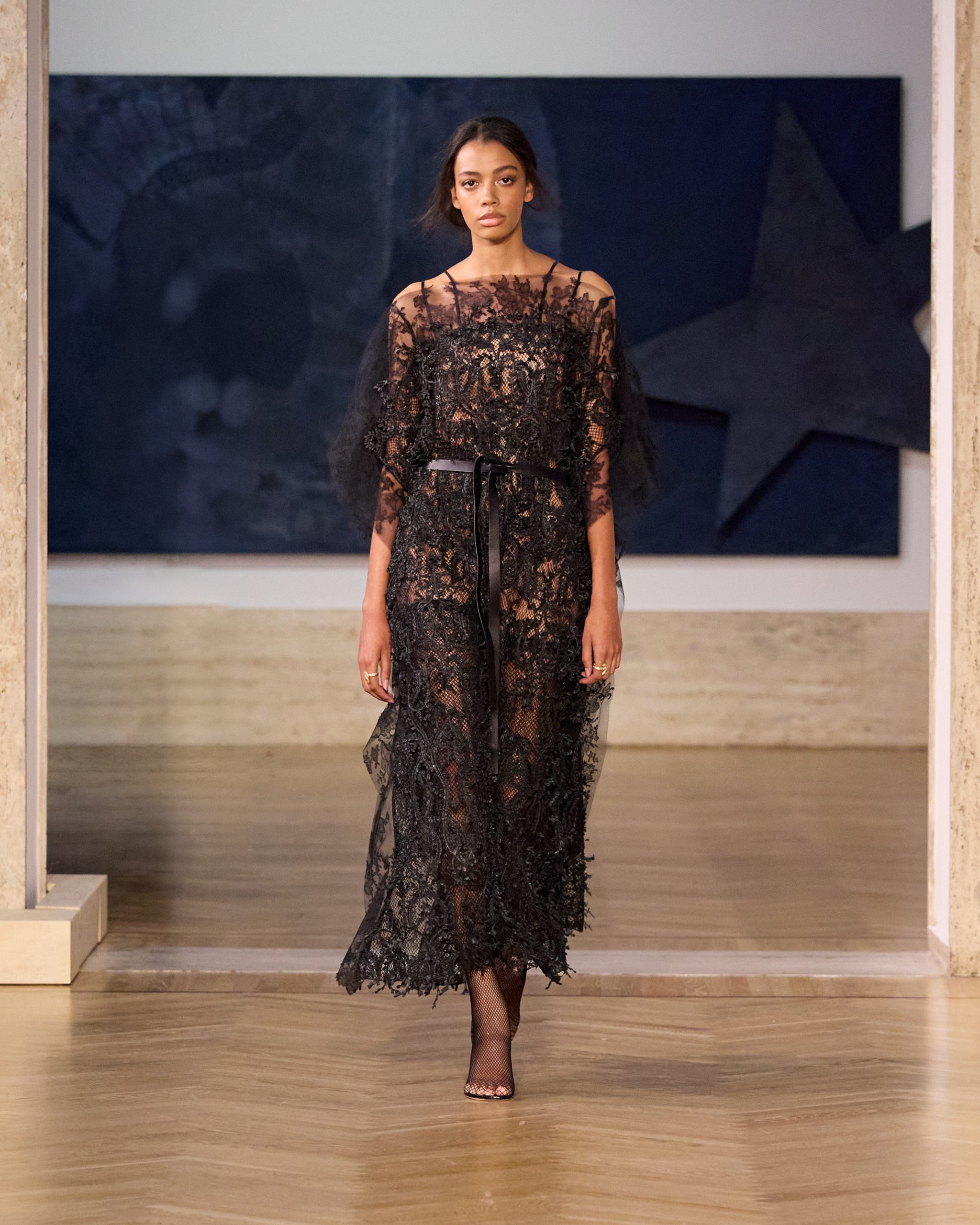 Fendi fw26 runway looks 4x5 039