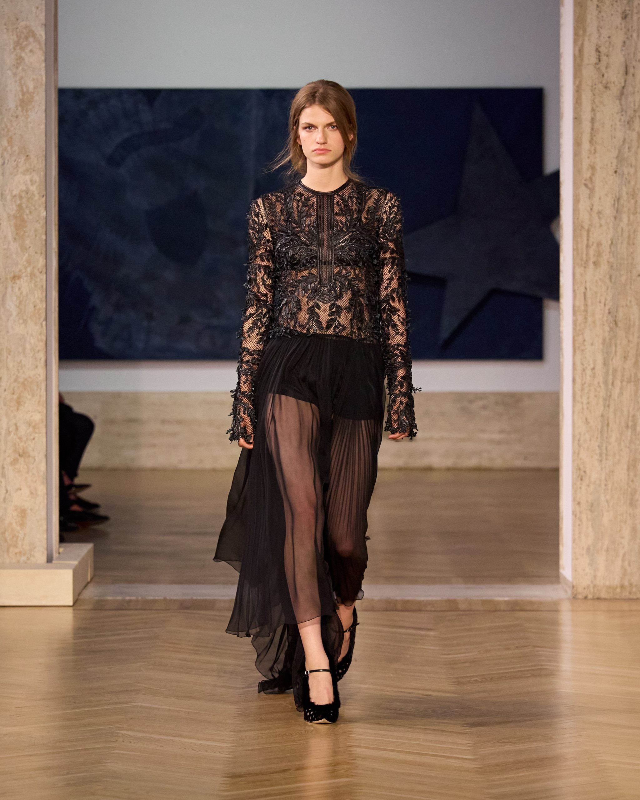 Fendi fw26 runway looks 4x5 041