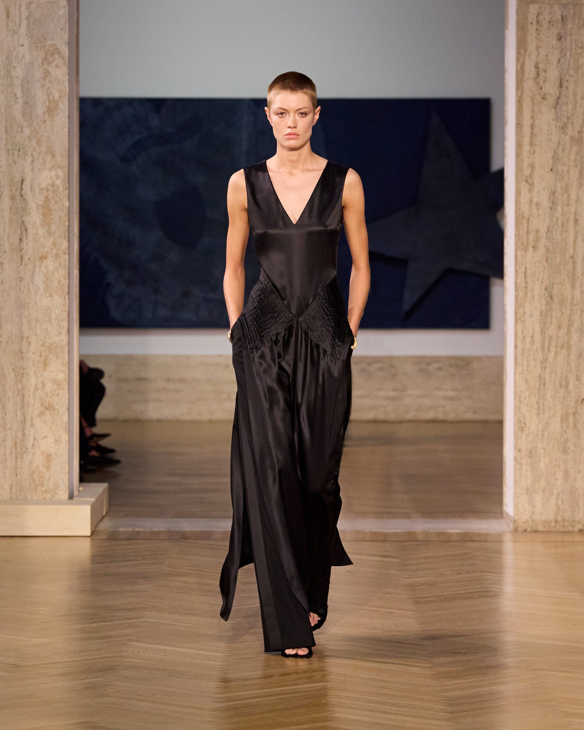 Fendi fw26 runway looks 4x5 052