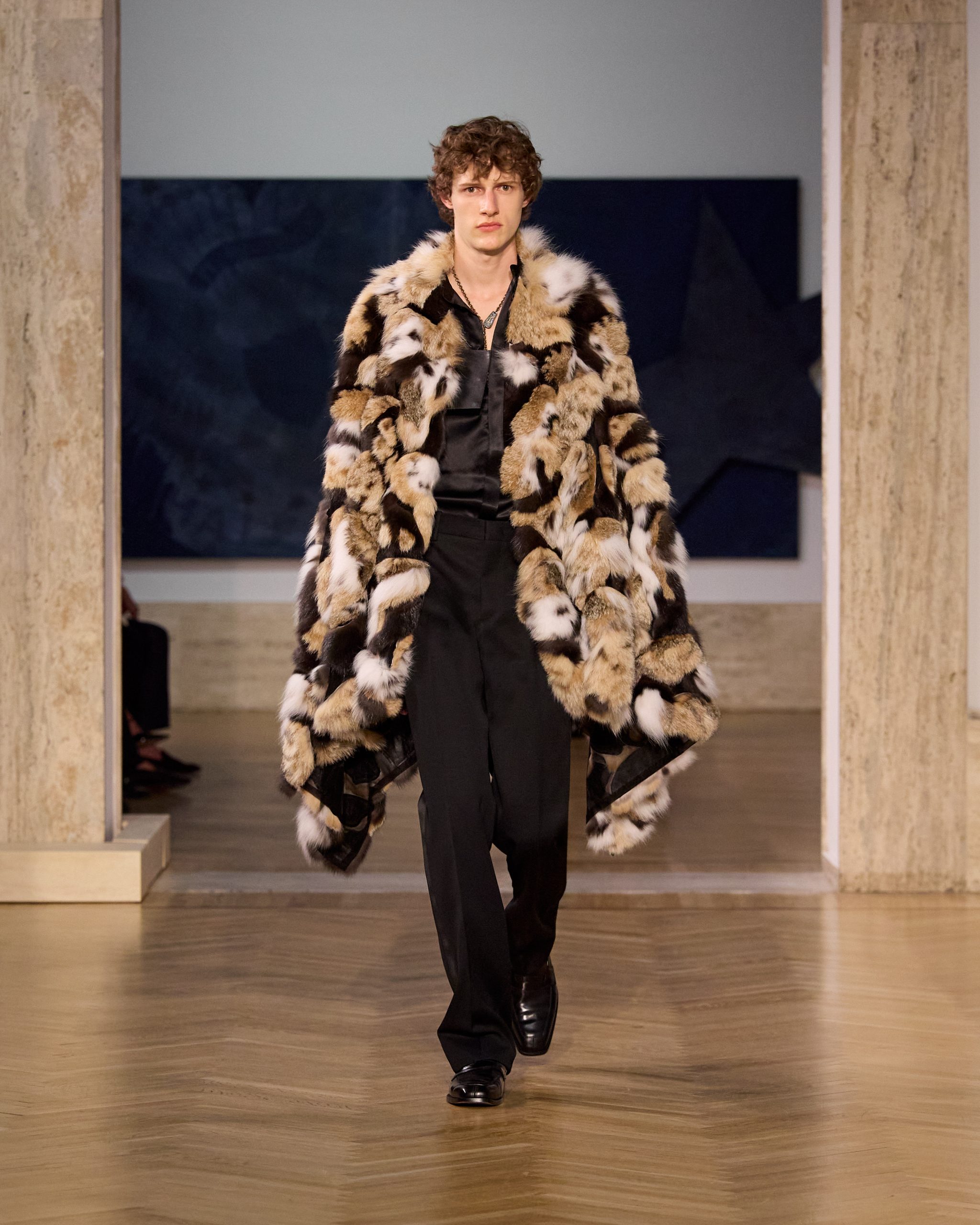 Fendi fw26 runway looks 4x5 059