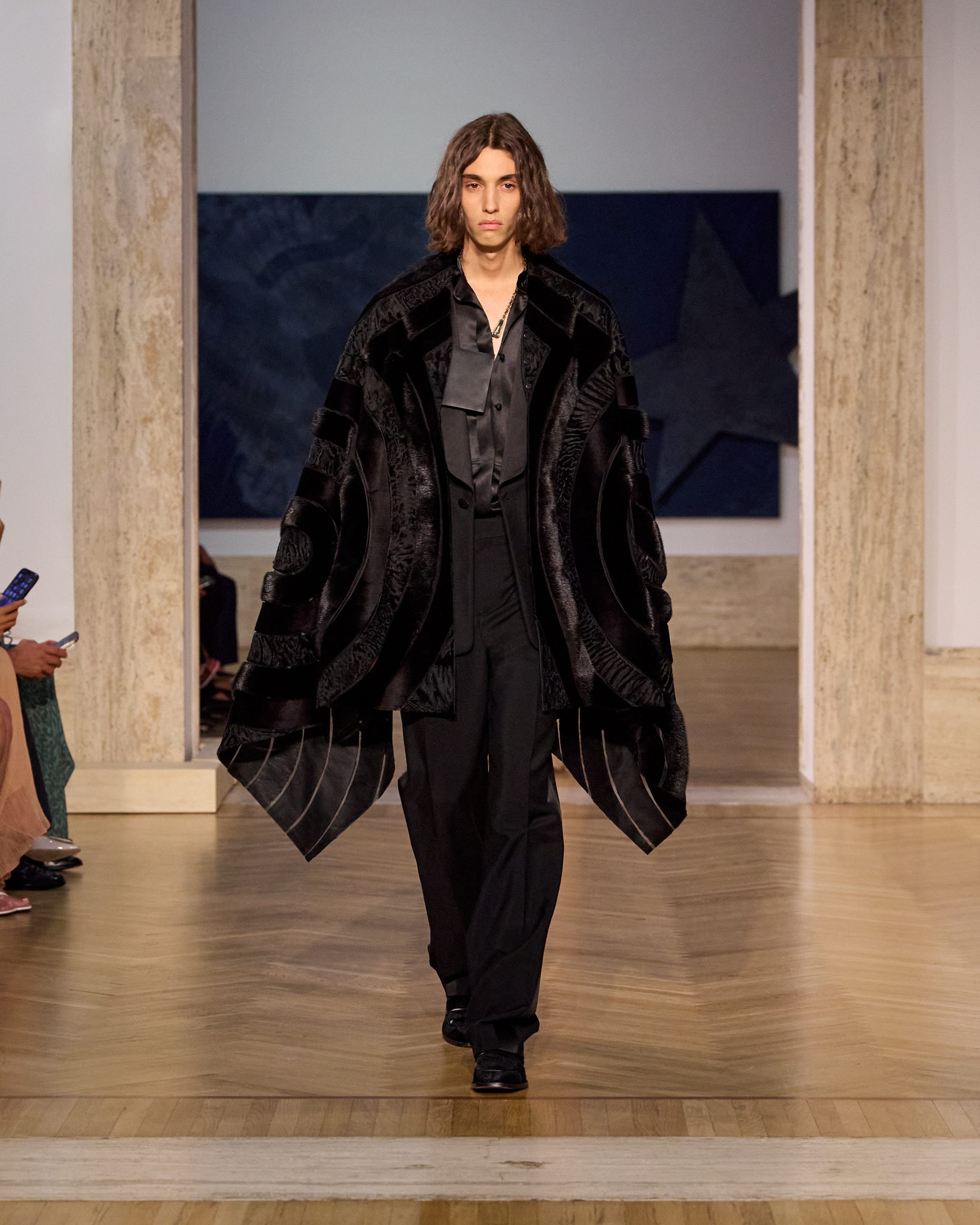 Fendi fw26 runway looks 4x5 067