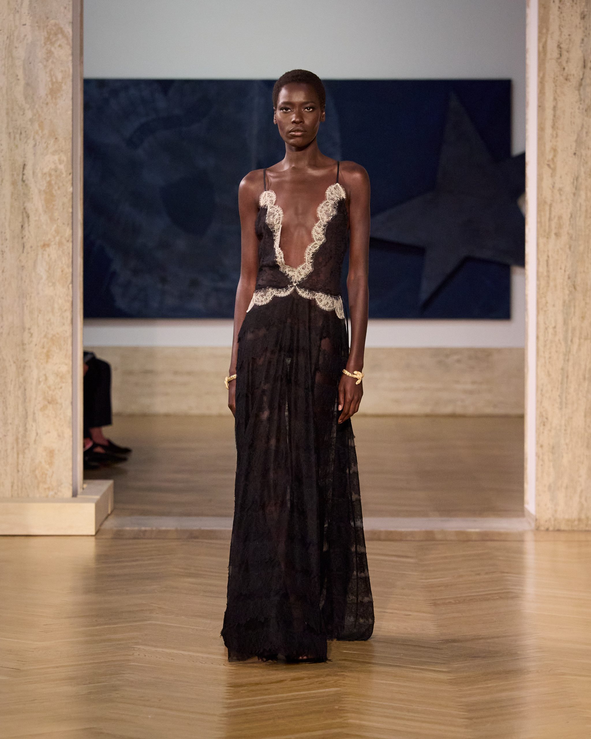 Fendi fw26 runway looks 4x5 069