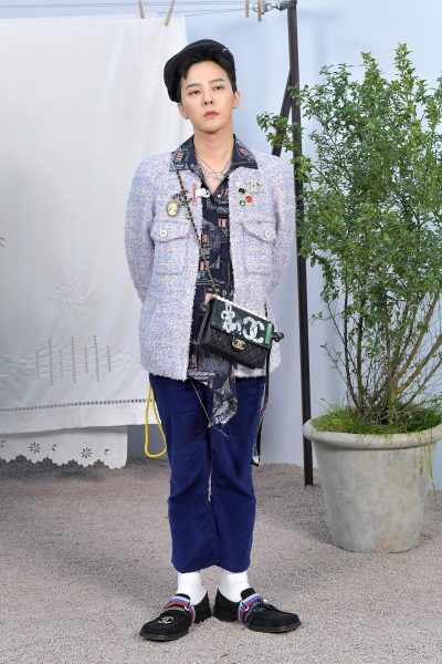 G dragon top chanel bag