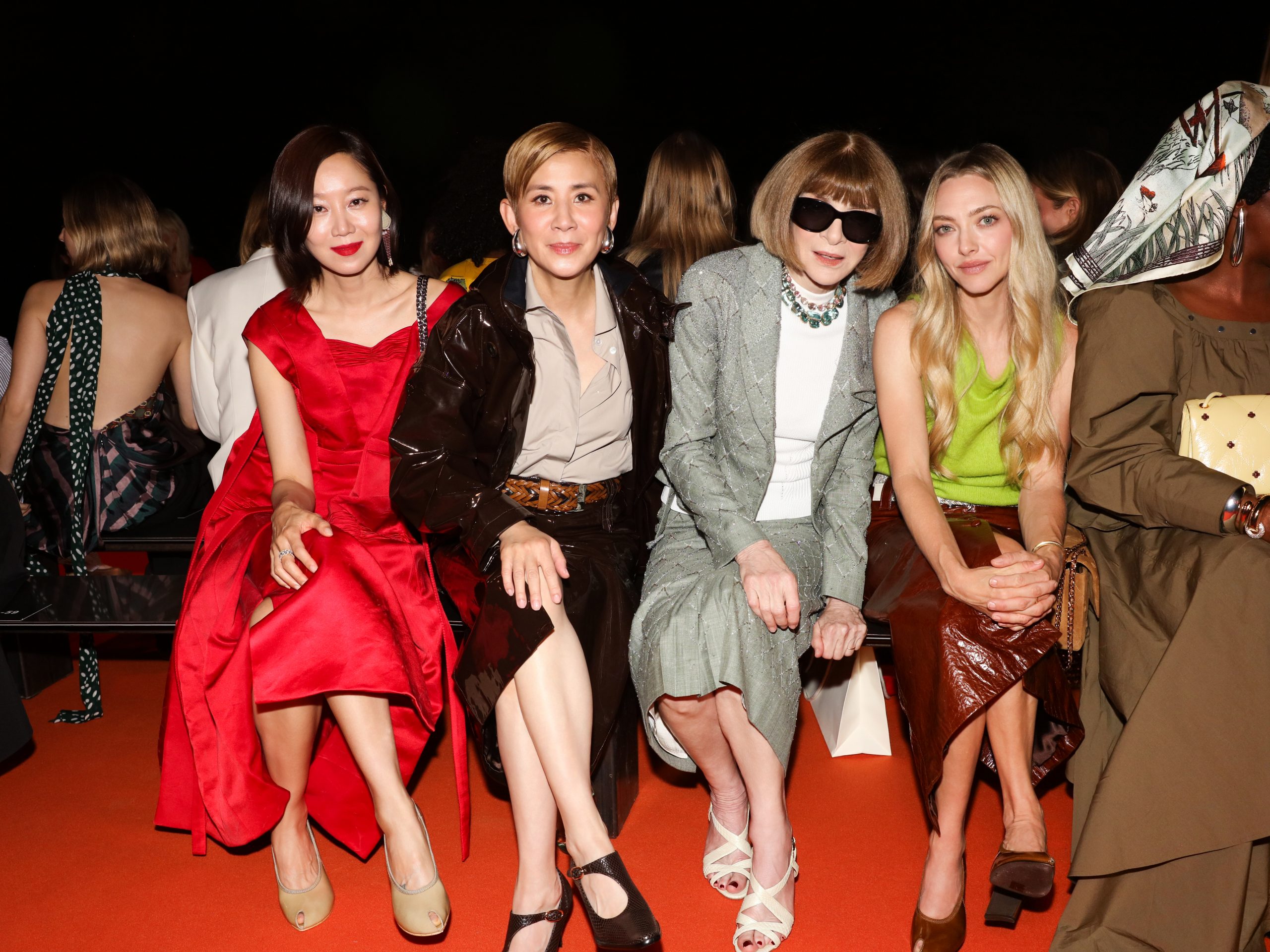 GONG HYO JIN, SANDRA NG,ANNA WINTOUR,AMANDA SEYFRIED