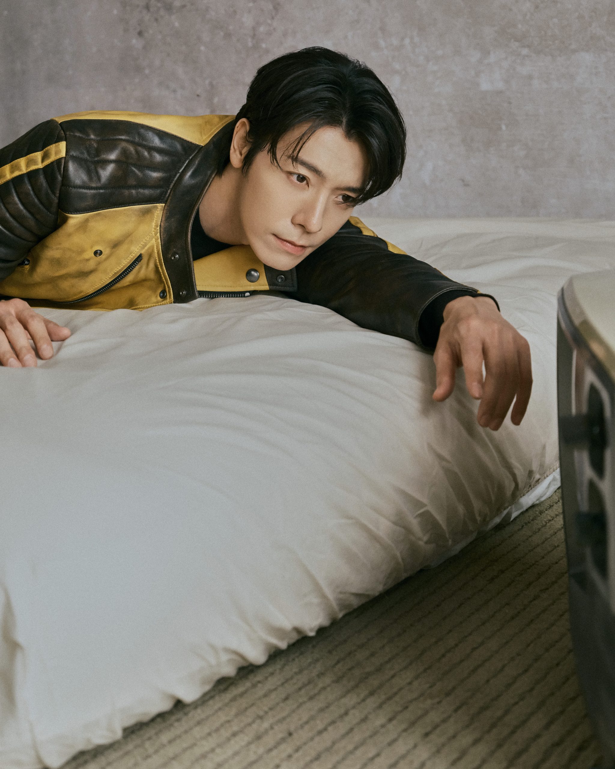 Lee Dong Hae x FENDI FW26 (8)