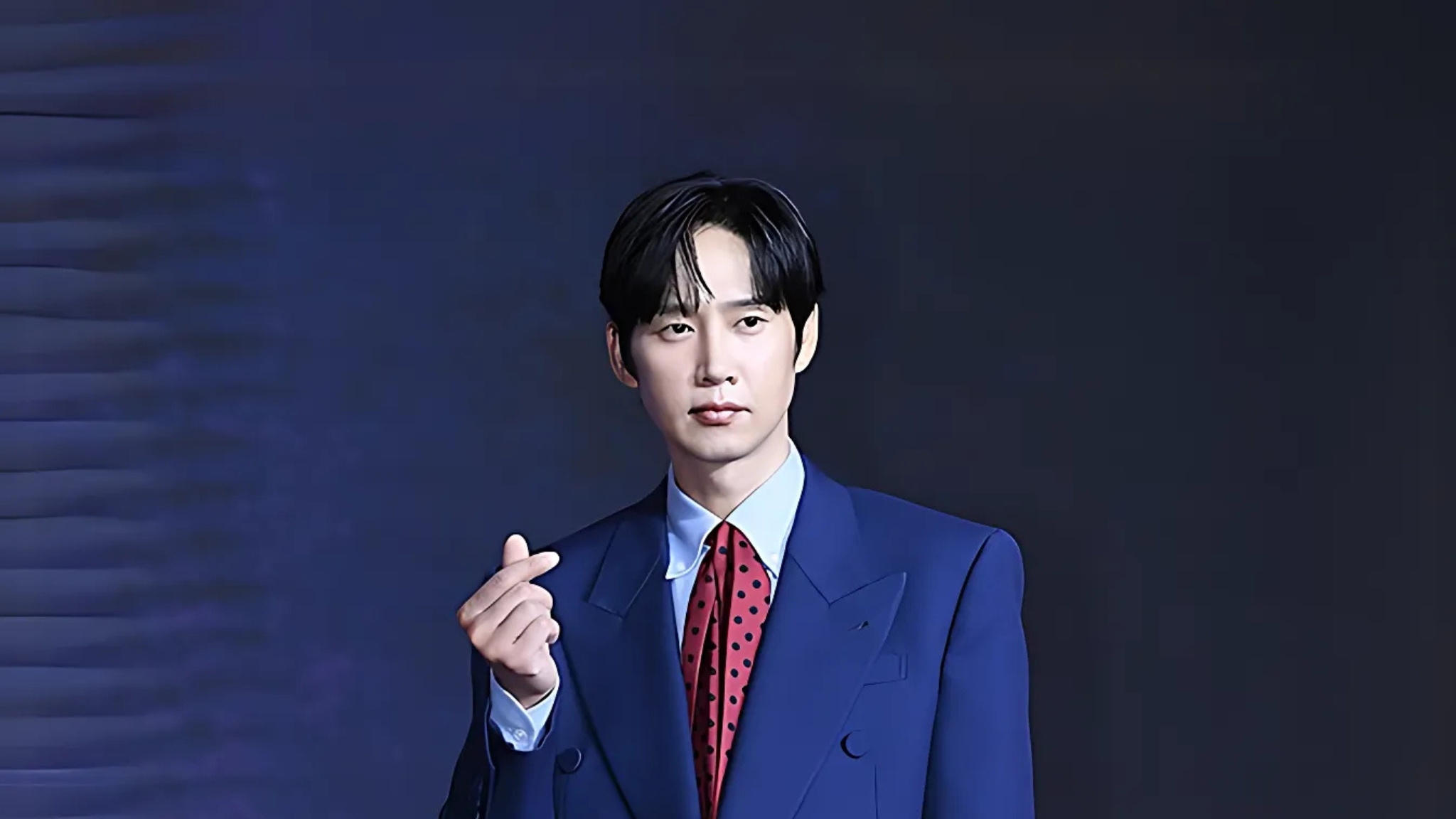 Park Sung Hoon Delivers a Valentino Look Worth Remembering