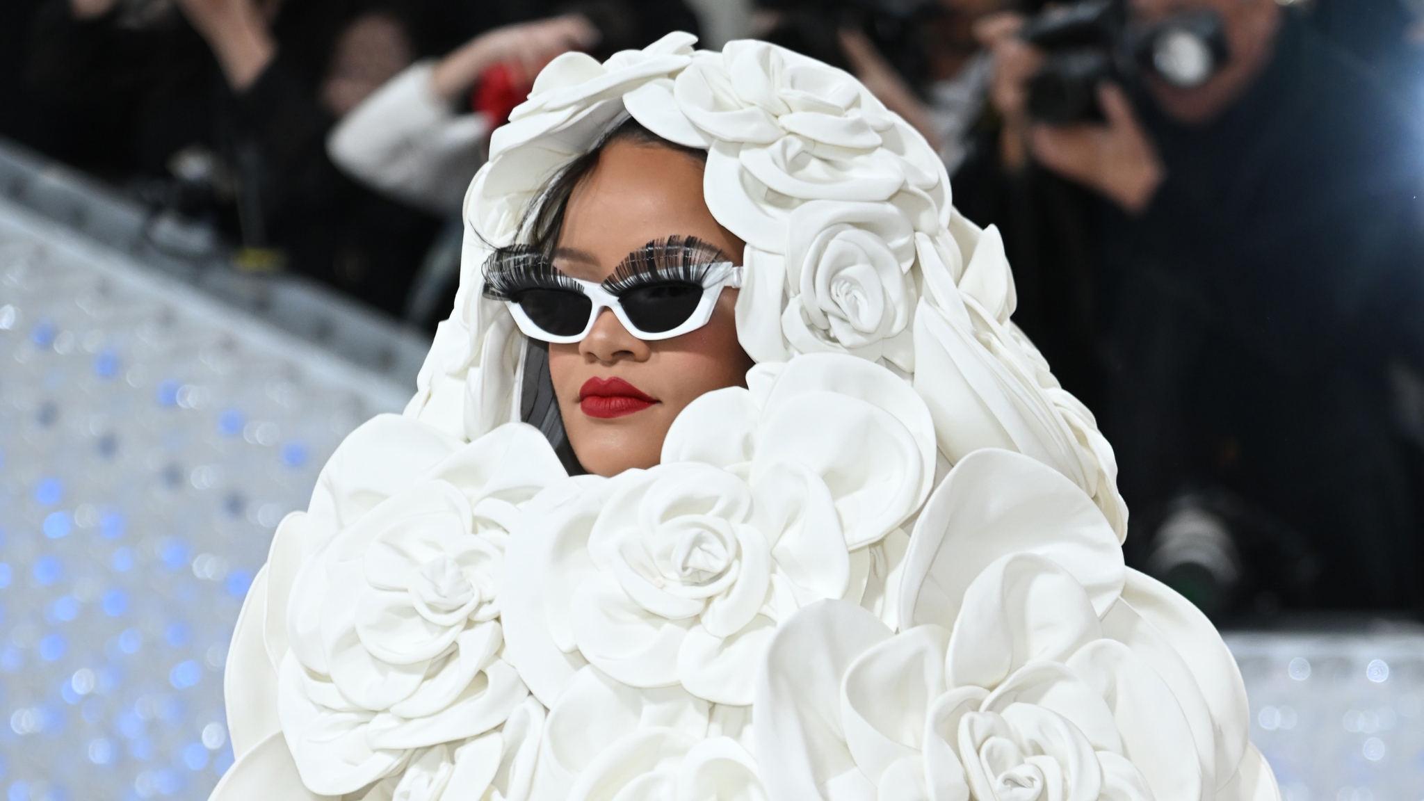 Behind Rihanna's Valentino MET Gala's Dress - Time International