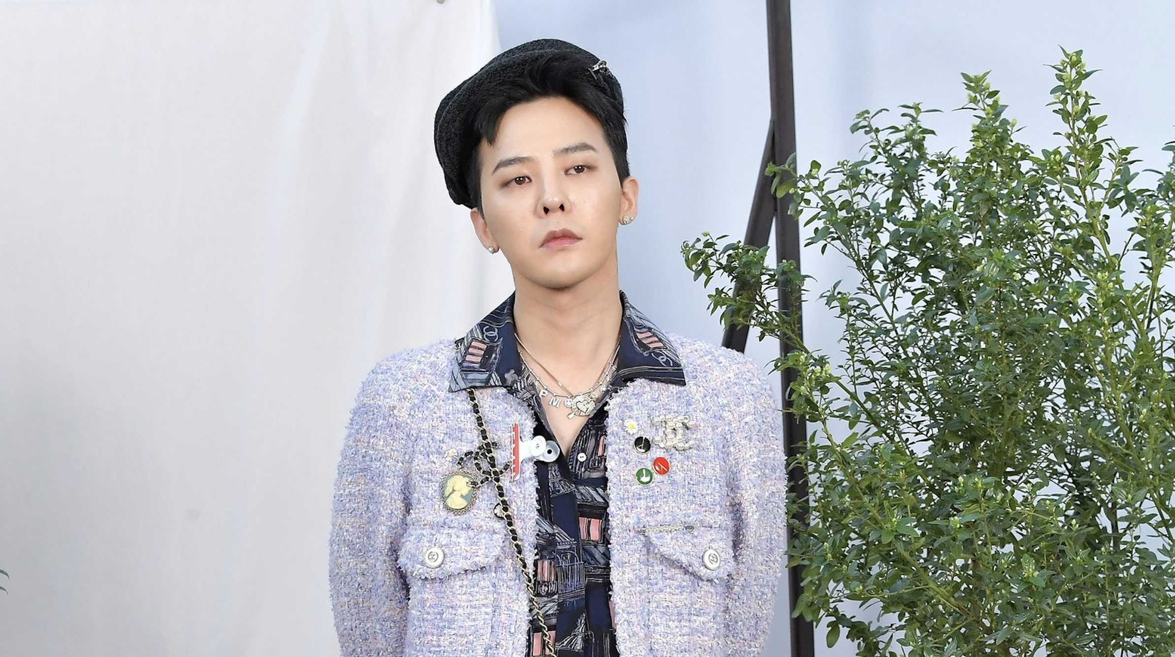 GDragon BIGBANG arrived  show Chanel Paris 24 January 2023 Fashion Week   YouTube