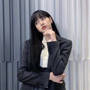 BACK TO WORK STYLE INSPO FROM LISA BLACKPINK AND CELINE