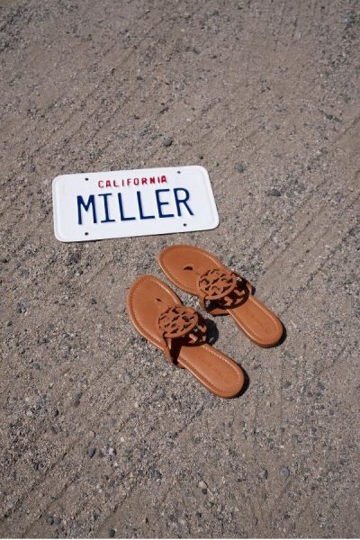 SYDNEY SWEENEY HITS THE ROAD WITH TORY BURCH'S MILLER SANDAL
