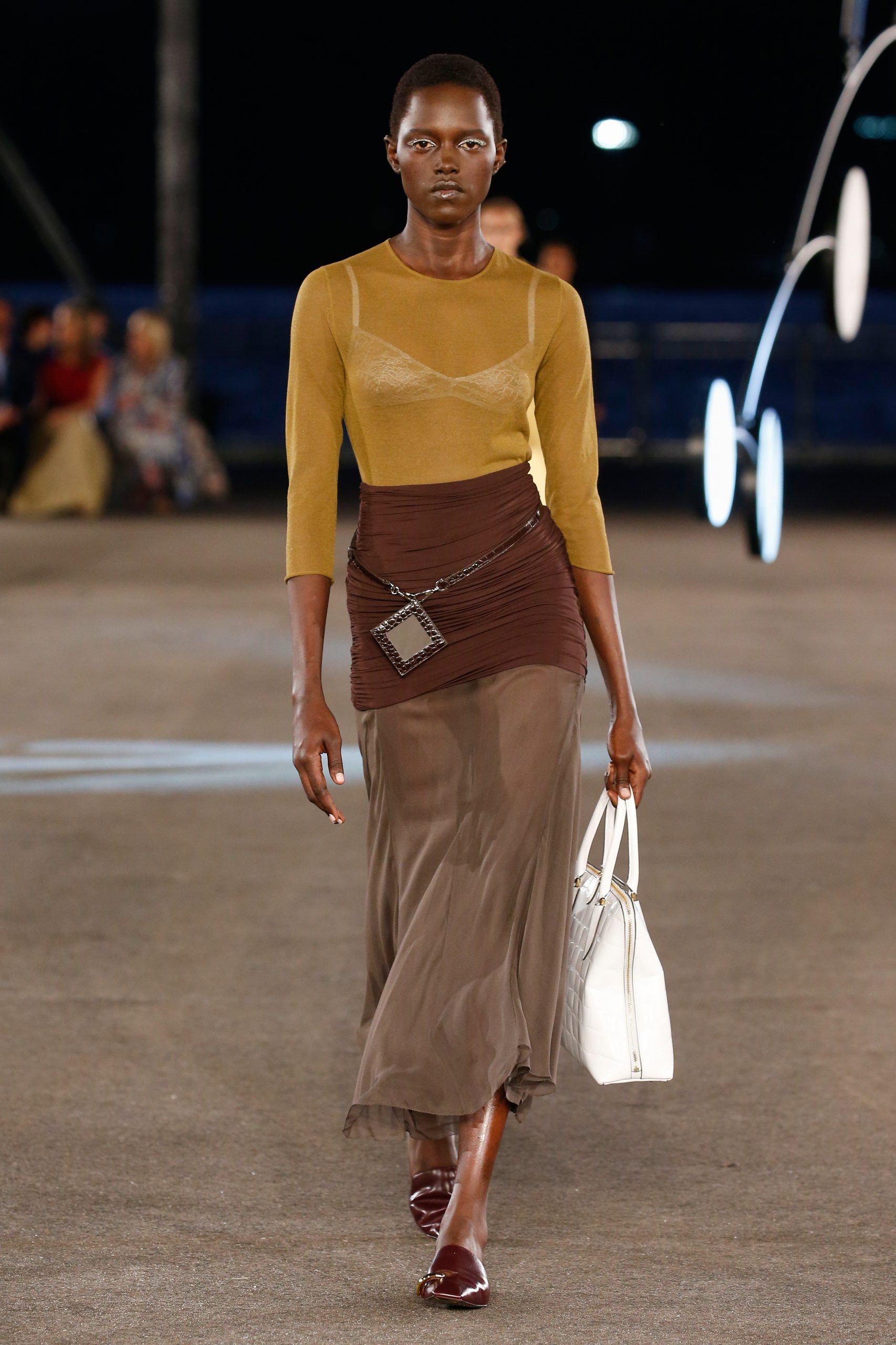 TB_SS23_SHOW_DL_Look6