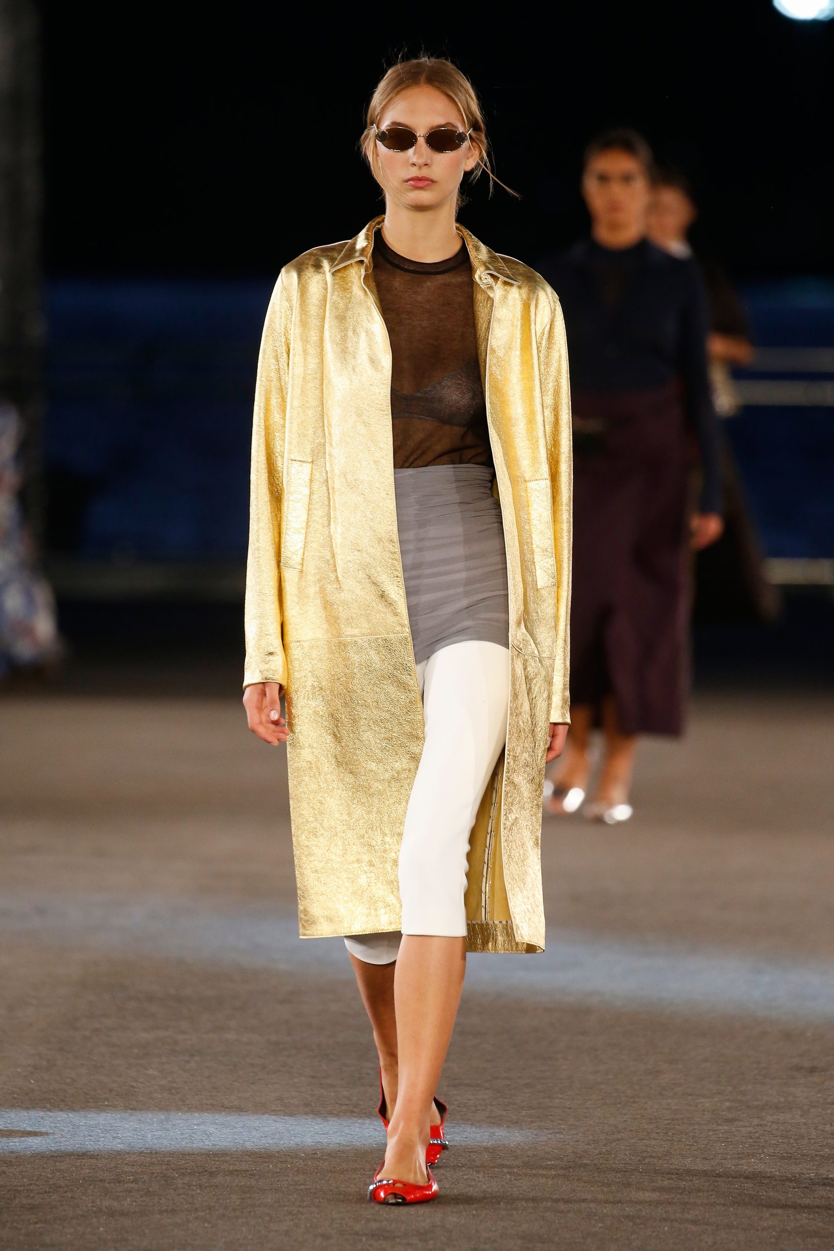 TB_SS23_SHOW_DL_Look7
