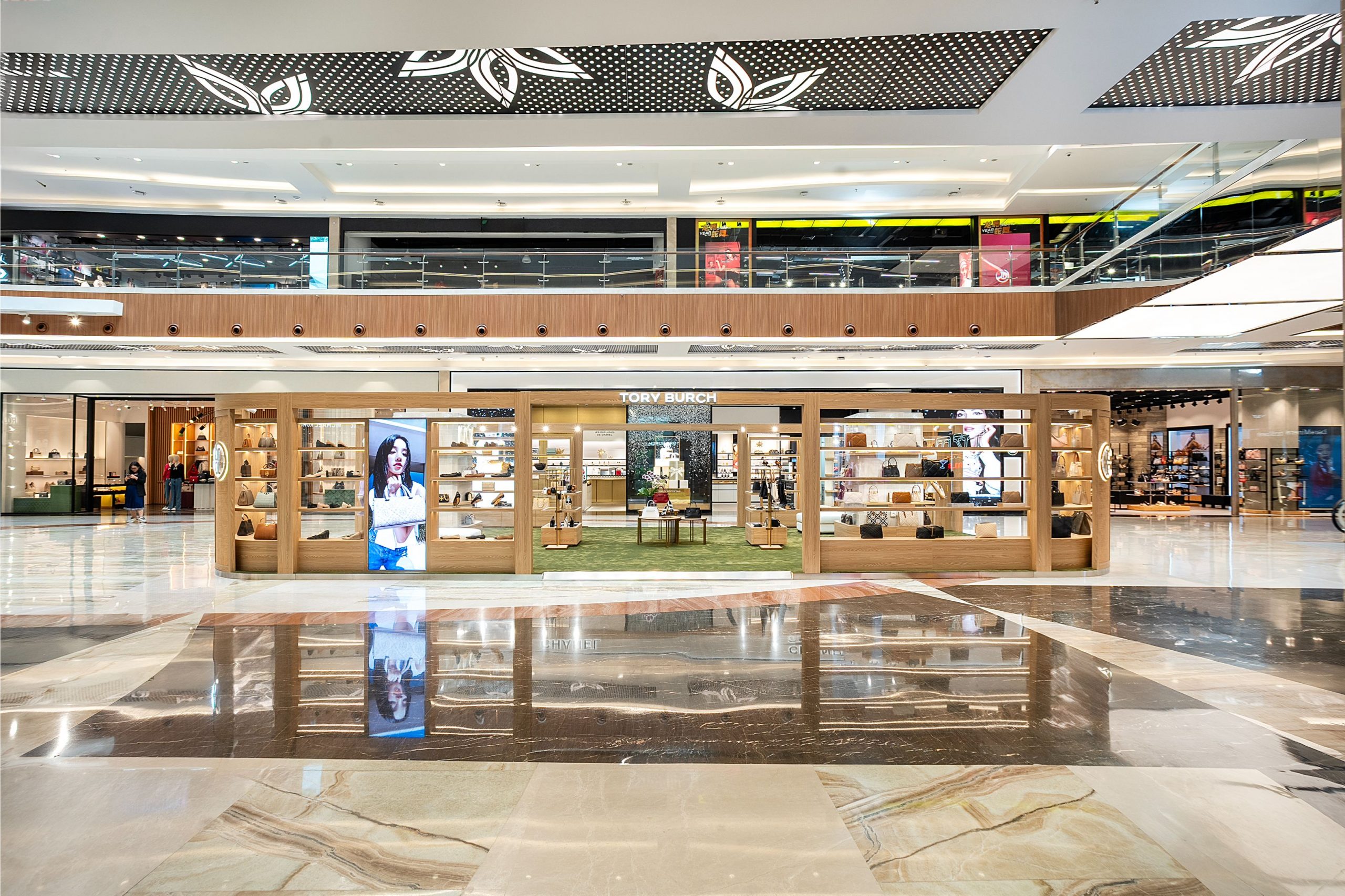 Tory Burch – Pondok Indah Mall 3