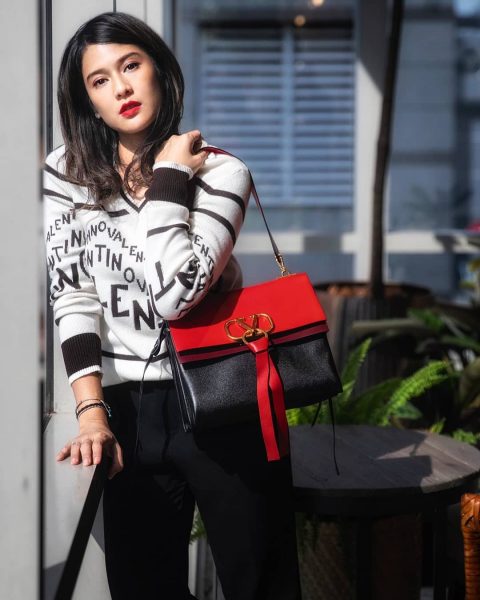 Dian Sastro and The New Valentino Garavani Handbags